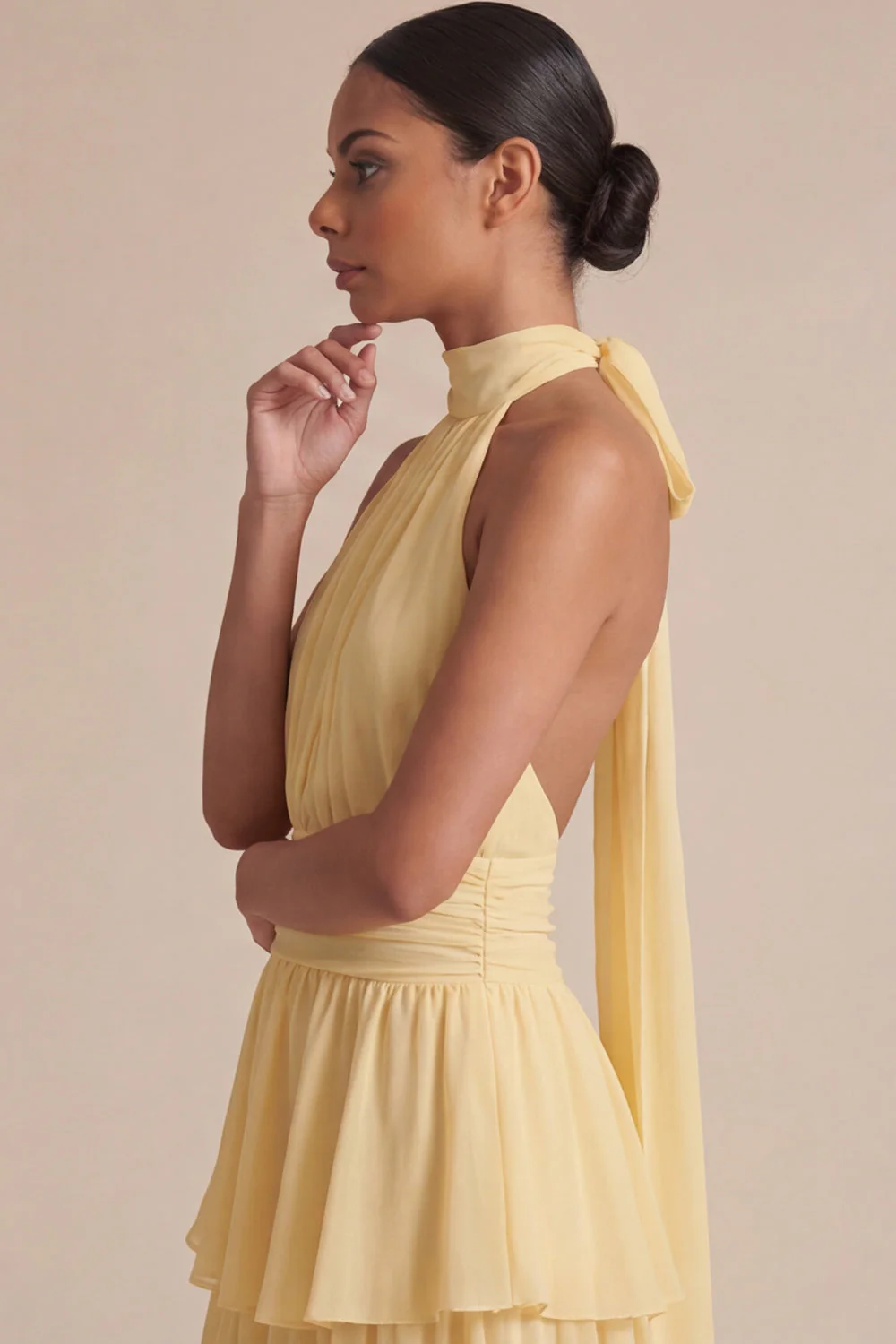 Robe longue d’invitée de mariage à volants jaunes à volants A Line, longue robe d’invité avec un nœud - Image 5