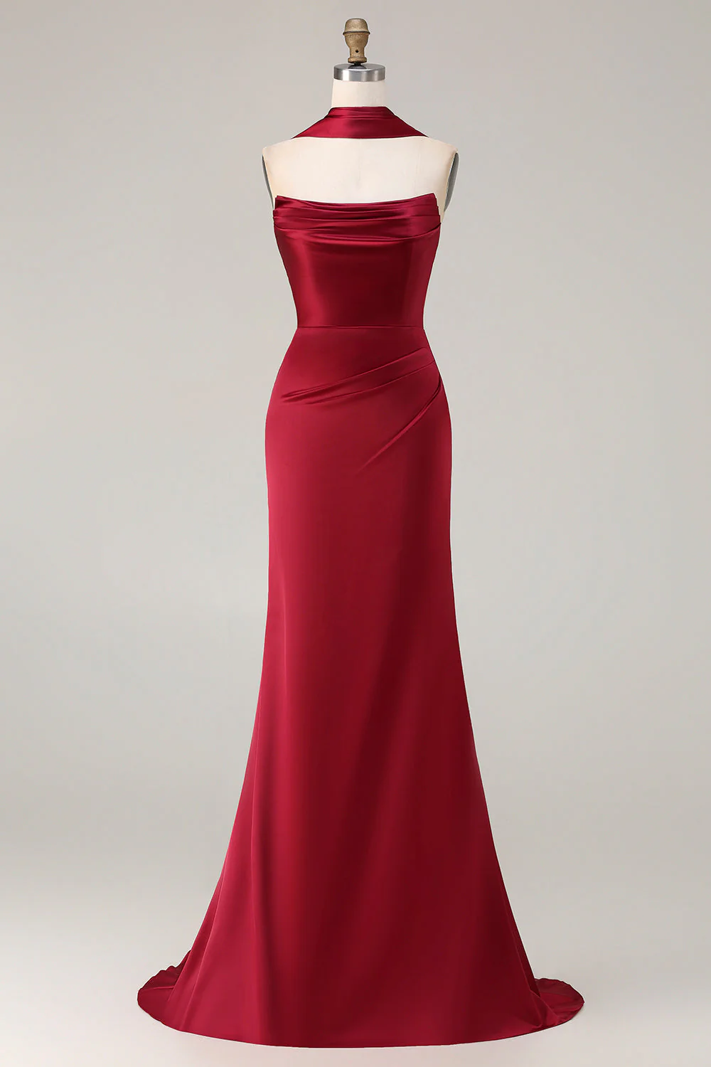 Robe longue de bal de bal satin satin sirène sans bretelles bordeaux avec serpentin
