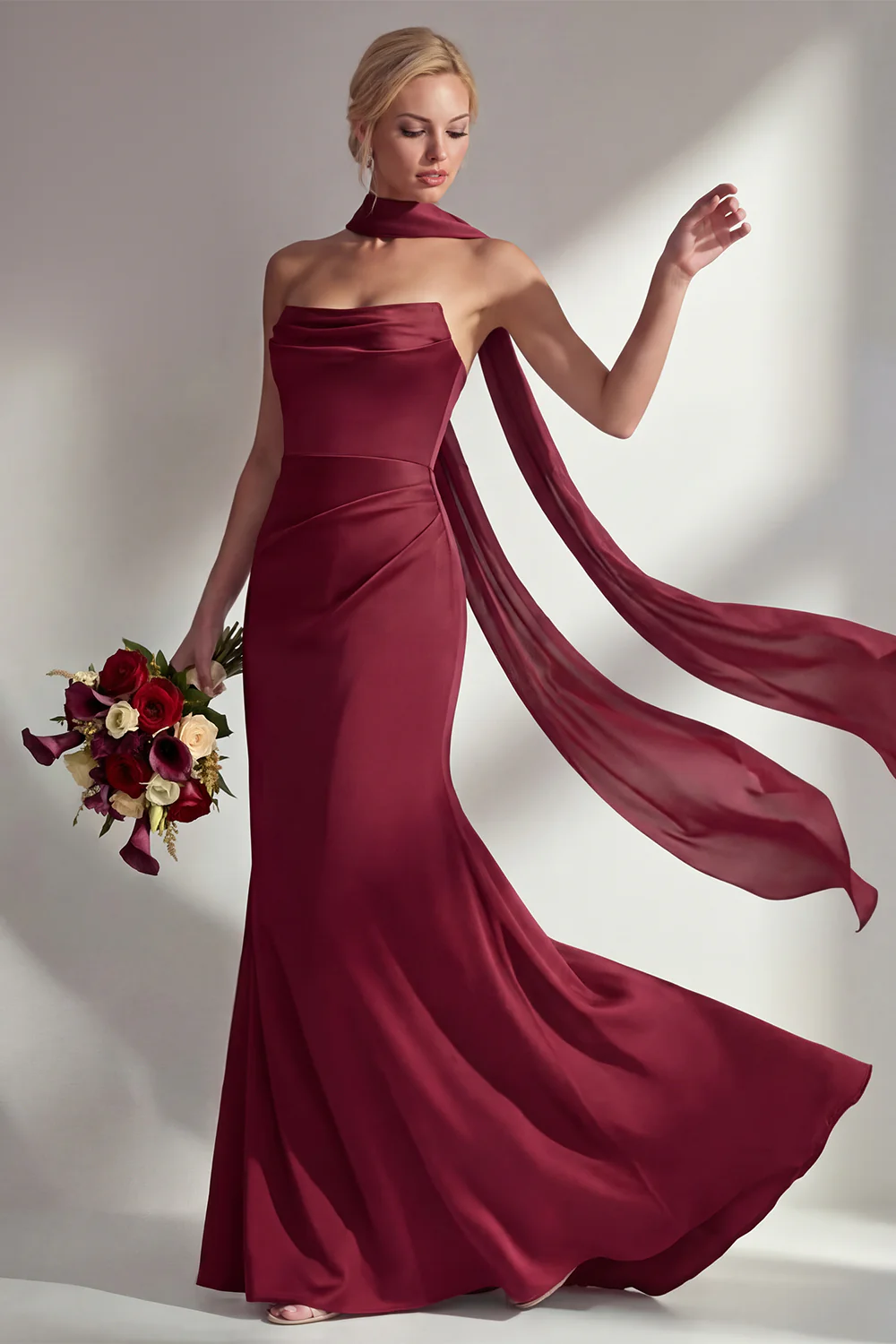 Robe longue de bal de bal satin satin sirène sans bretelles bordeaux avec serpentin - Image 14