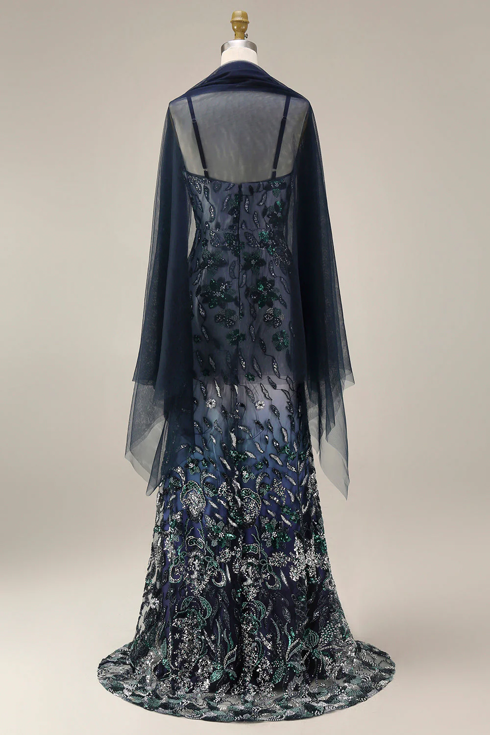 Robe longue de bal en broderie florale ombré à sequins avec châle en tulle - Image 6