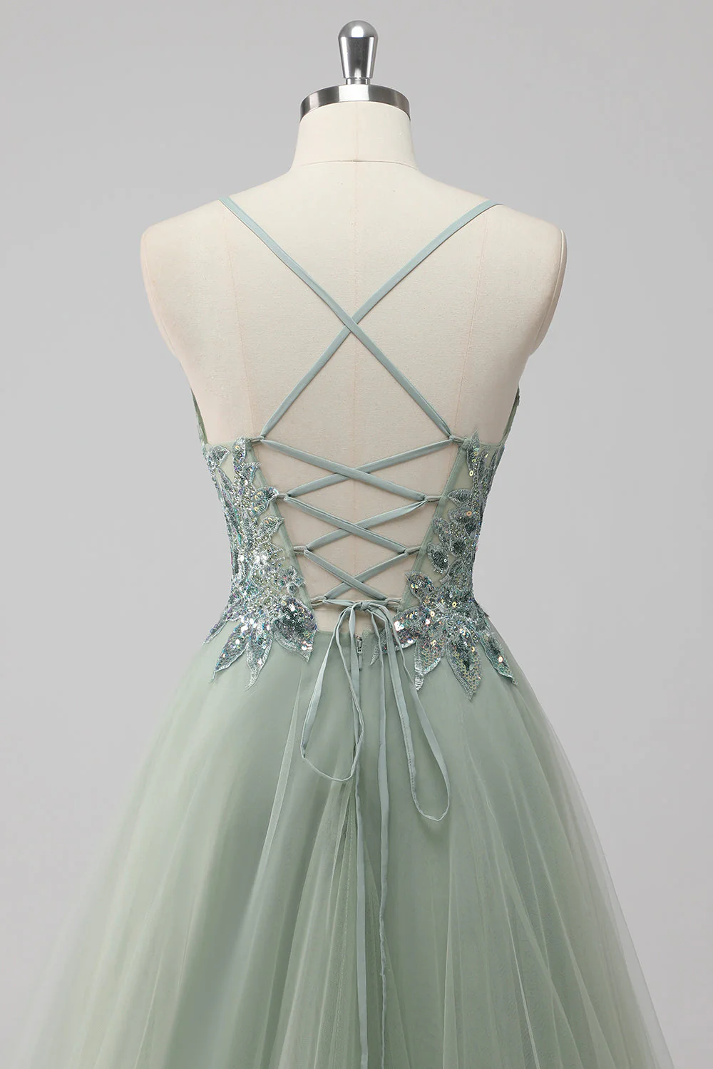 Robe de soirée en tulle à paillettes vertes avec lacets dans le dos - Image 5