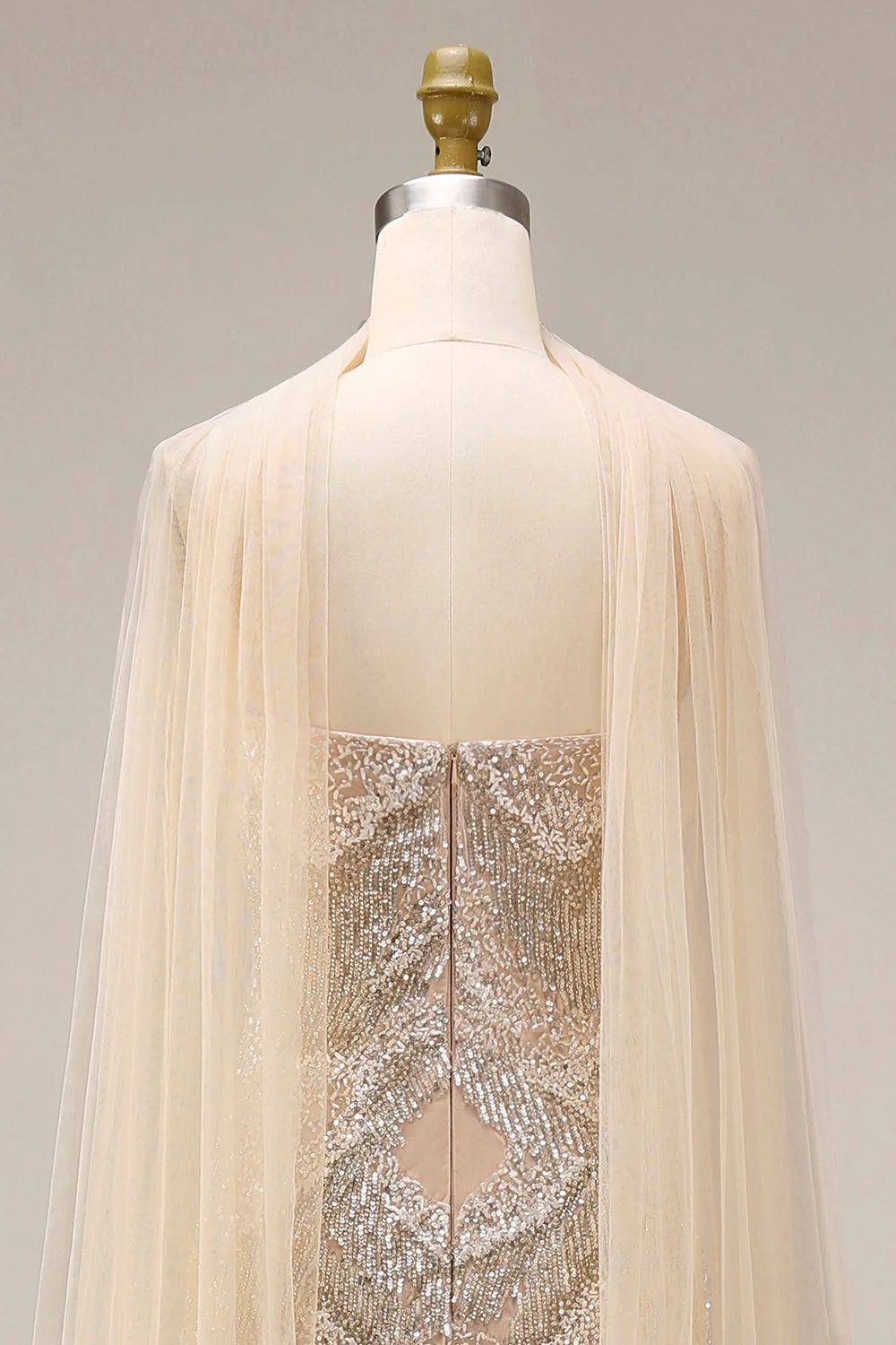 Robe longue de bal scintillante en abricot perlée de sirènes avec cape - Image 8