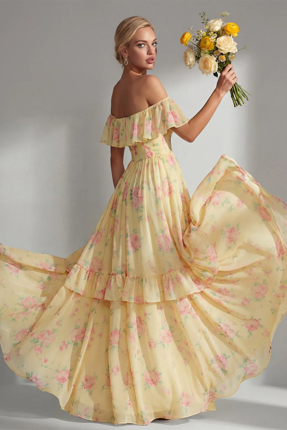 Robe longue de demoiselle d’honneur en chiffon en chiffon en ligne A ligne A avec volants - Image 2