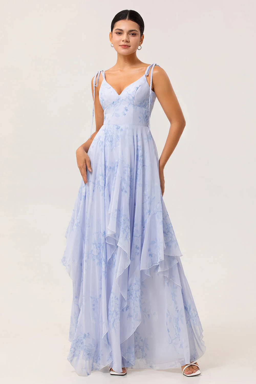 Mousseline de soie bleue Floral Une ligne longue robe de demoiselle d’honneur avec volants - Image 9