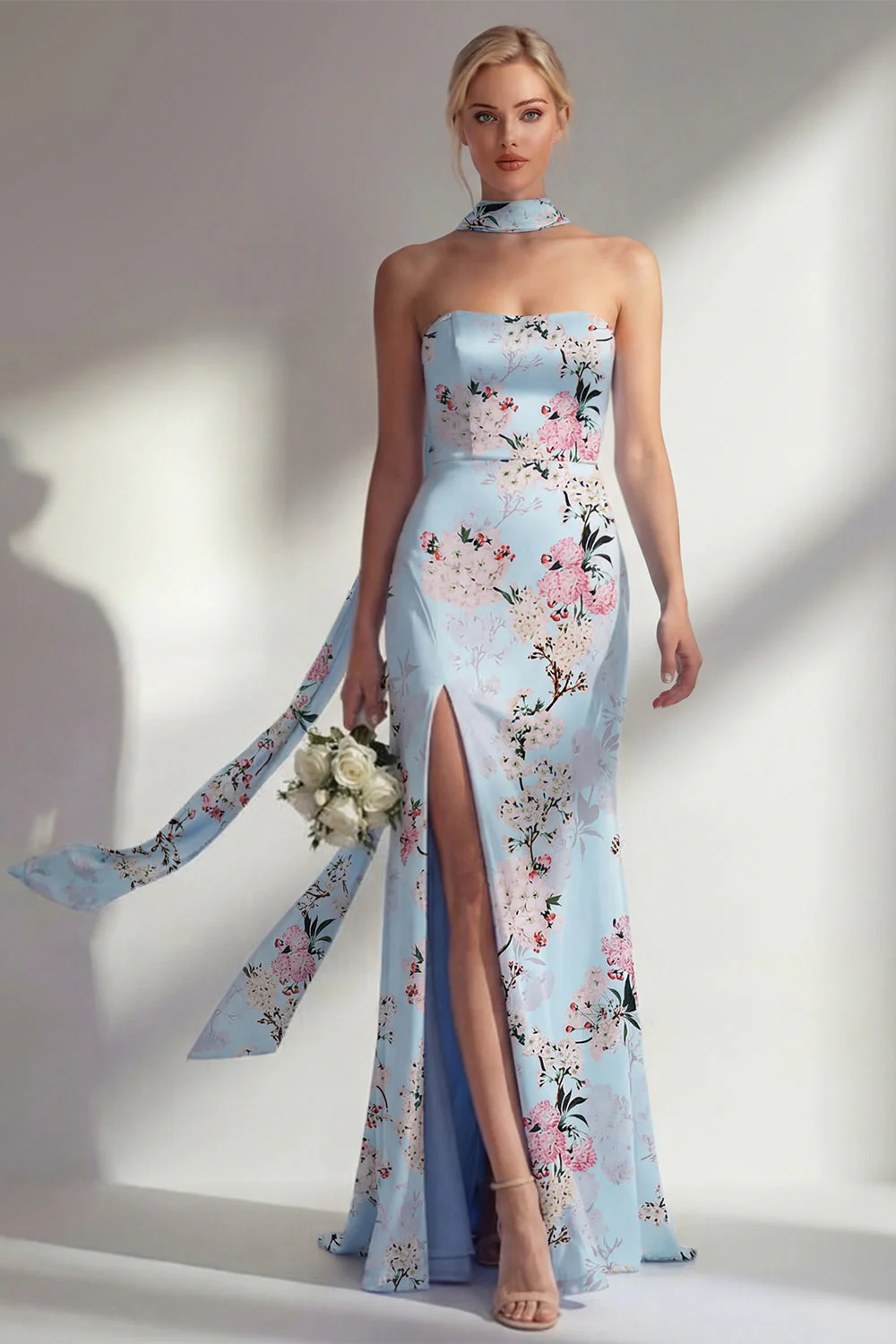 Robe longue de demoiselle d’honneur rose sirène, sans bretelles à motifs floraux, avec fente - Image 5