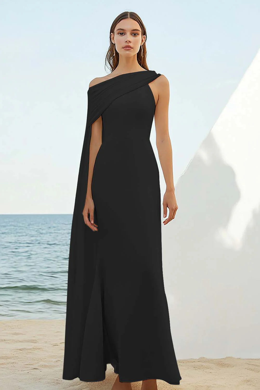 Robe fourreau blanche longue à une épaule avec cape - Image 3