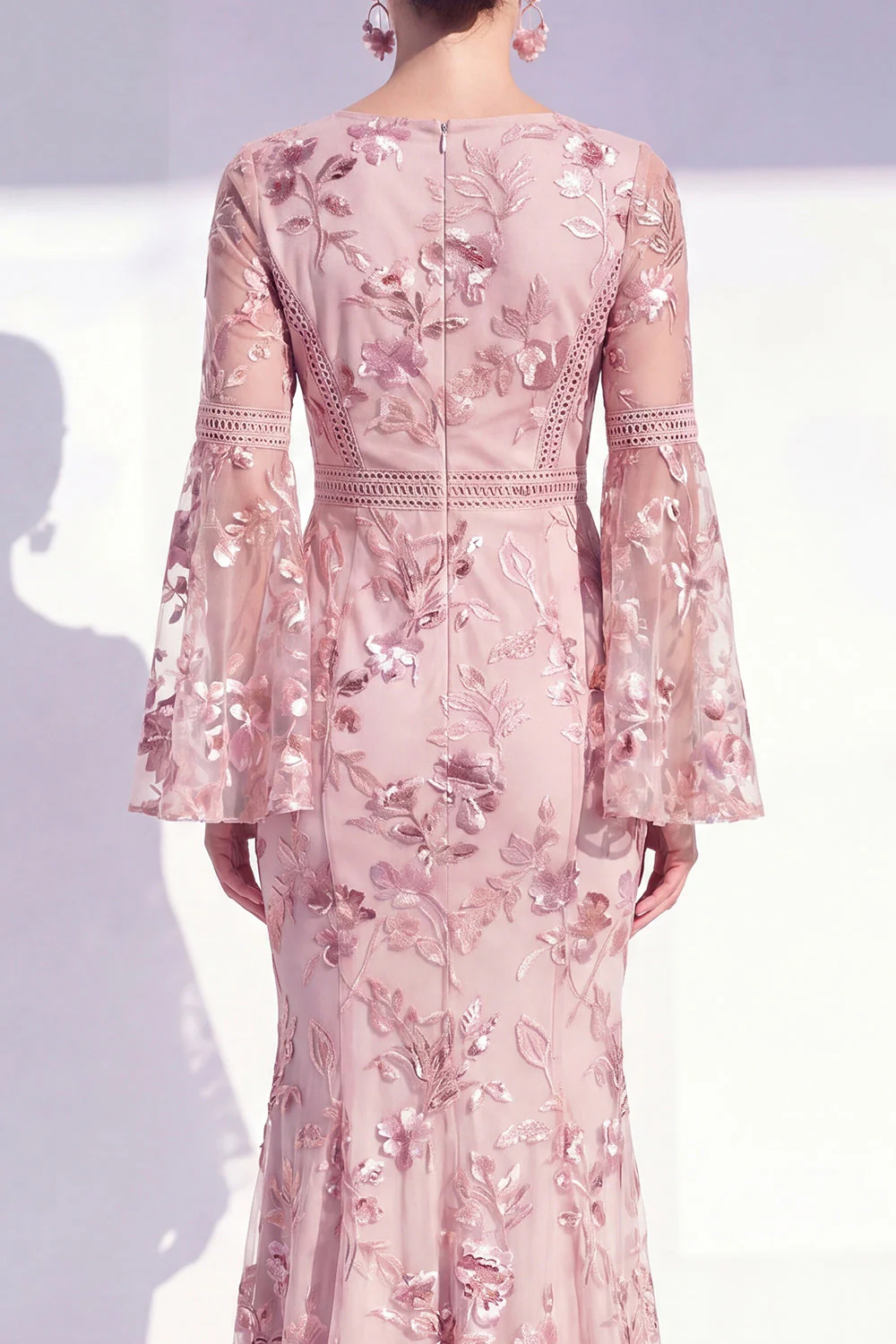 Robe longue de la mère de la mariée à col rond sirène à col rond à fleurs à manches longues - Image 4