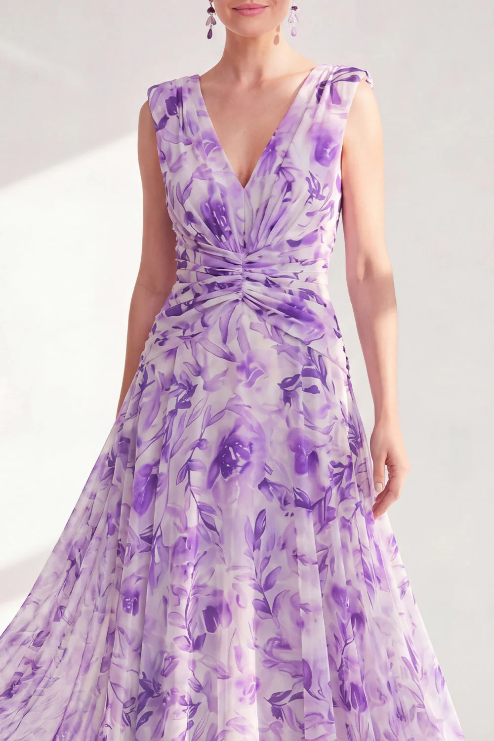 Robe longue de la mère de la mariée en chiffon violet à col en V et à col en V - Image 4