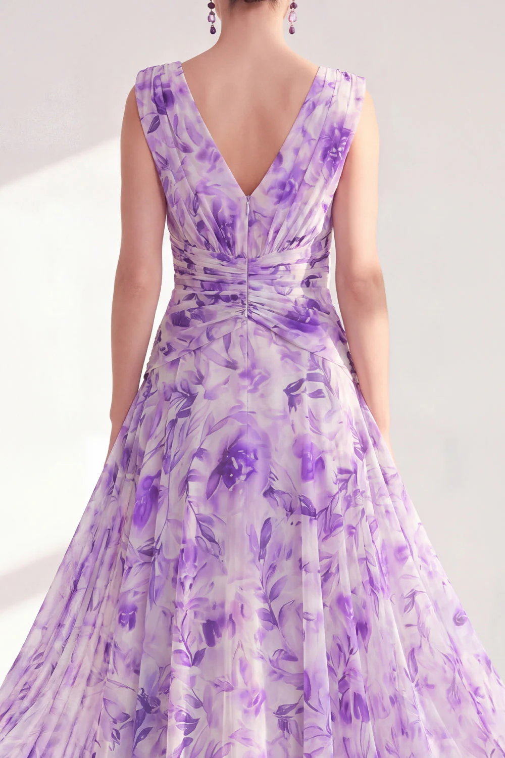 Robe longue de la mère de la mariée en chiffon violet à col en V et à col en V - Image 5