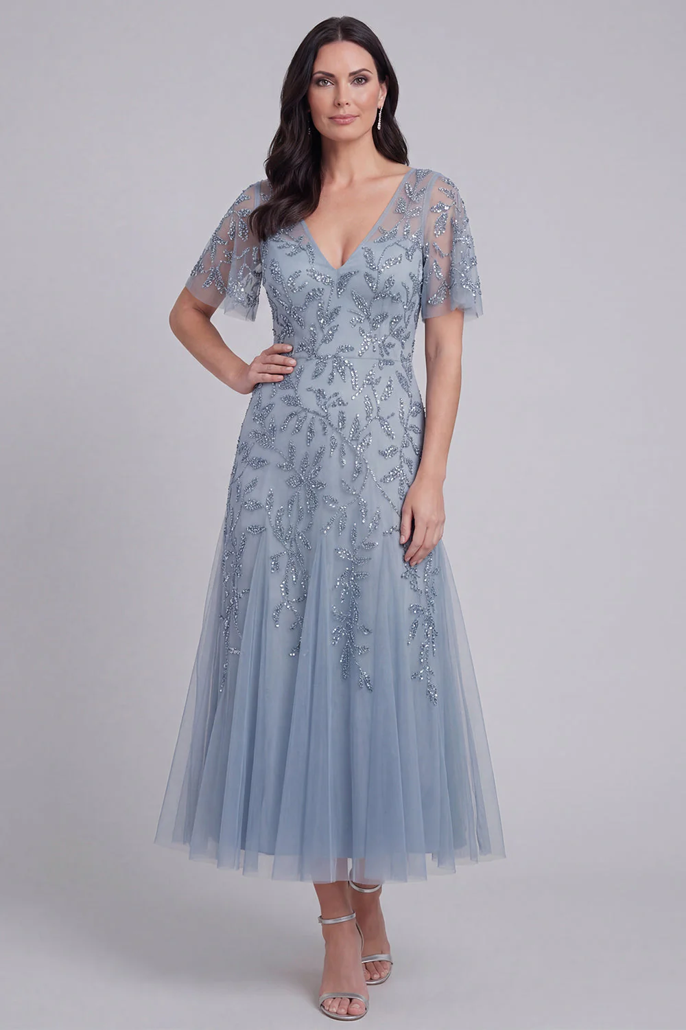 Robe longue de la mère de la mariée en tulle gris-bleu à paillettes florales à col en V - Image 3