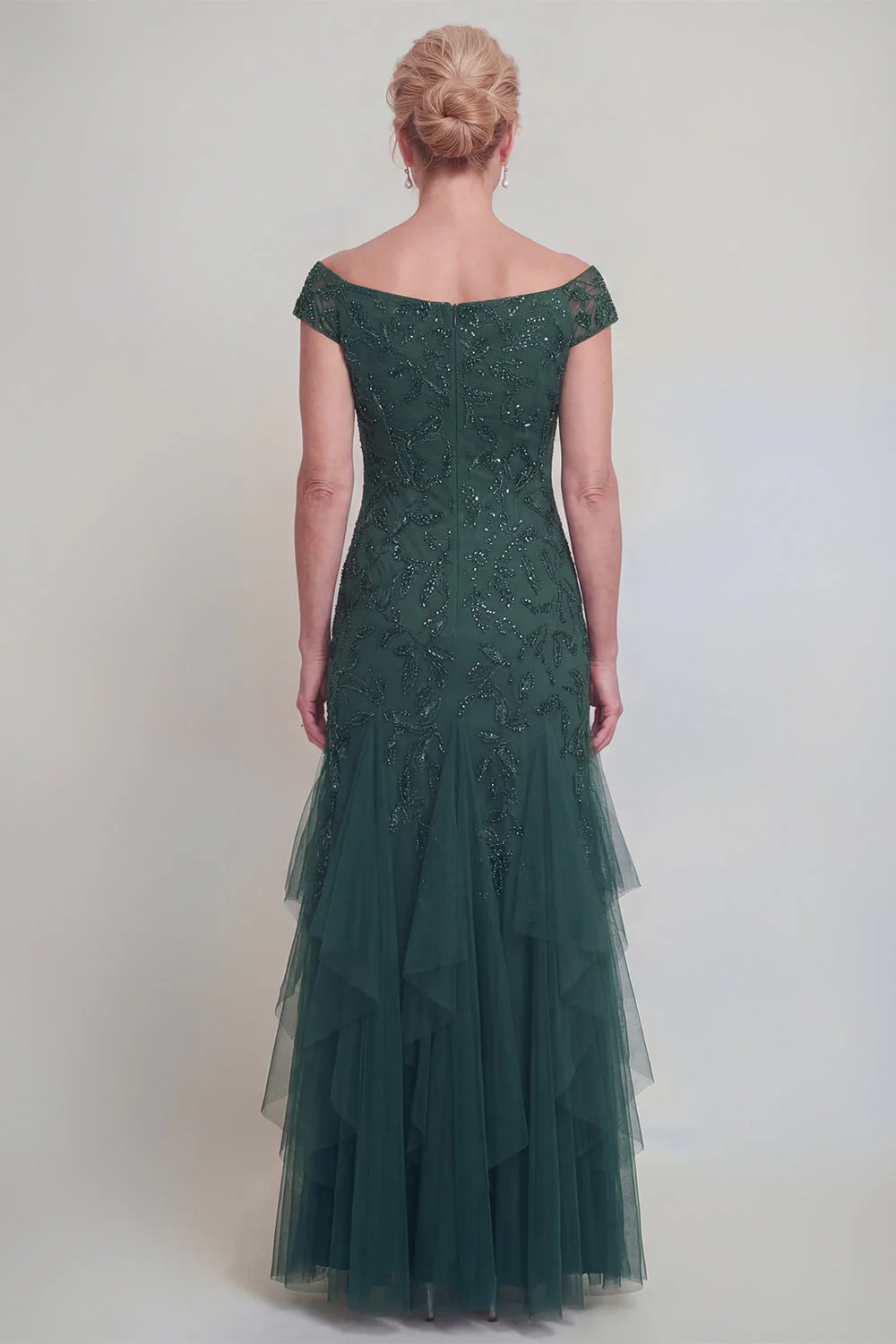 Robe longue de la mère de la mariée en tulle vert foncé à volants à volants et manches - Image 2