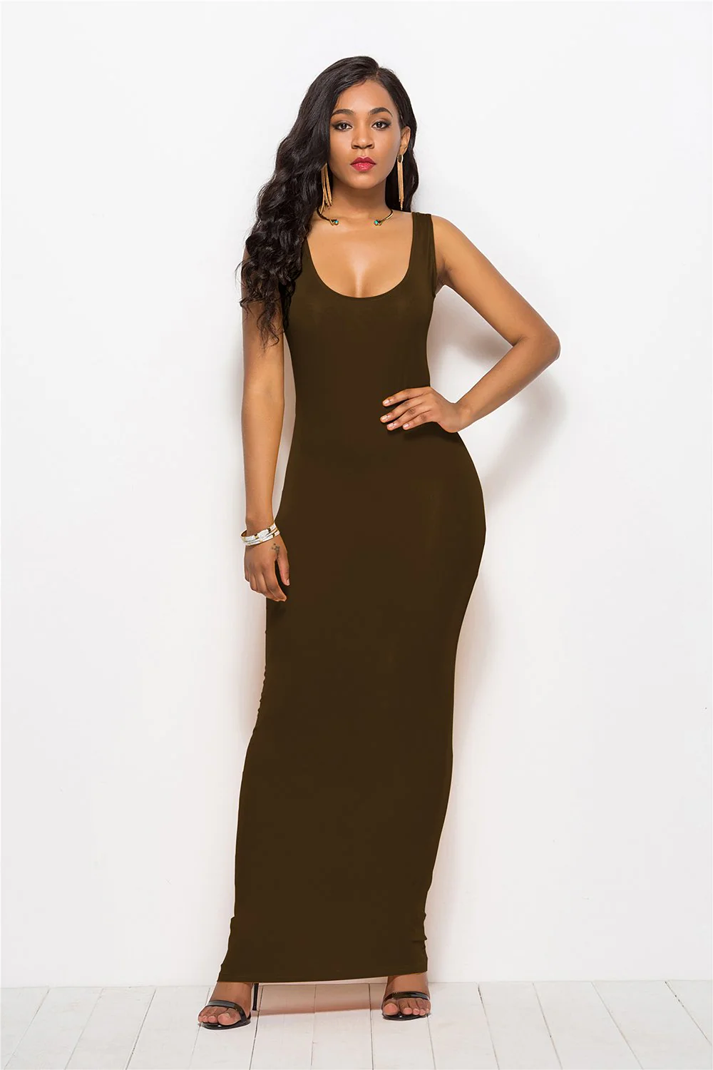 Robe moulante longue noire - Image 4