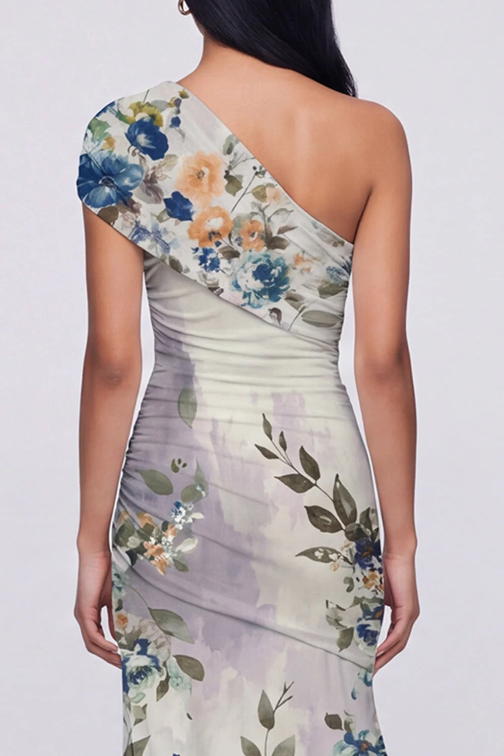 Robe longue fleurie champagne à une épaule avec fente - Image 12