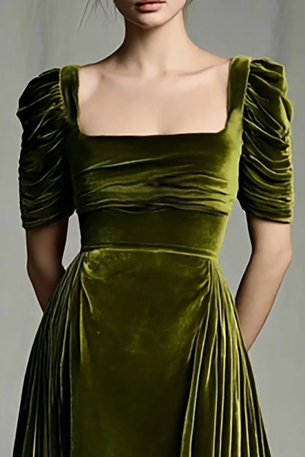 Robe longue formelle en velours à col carré olive - Image 2