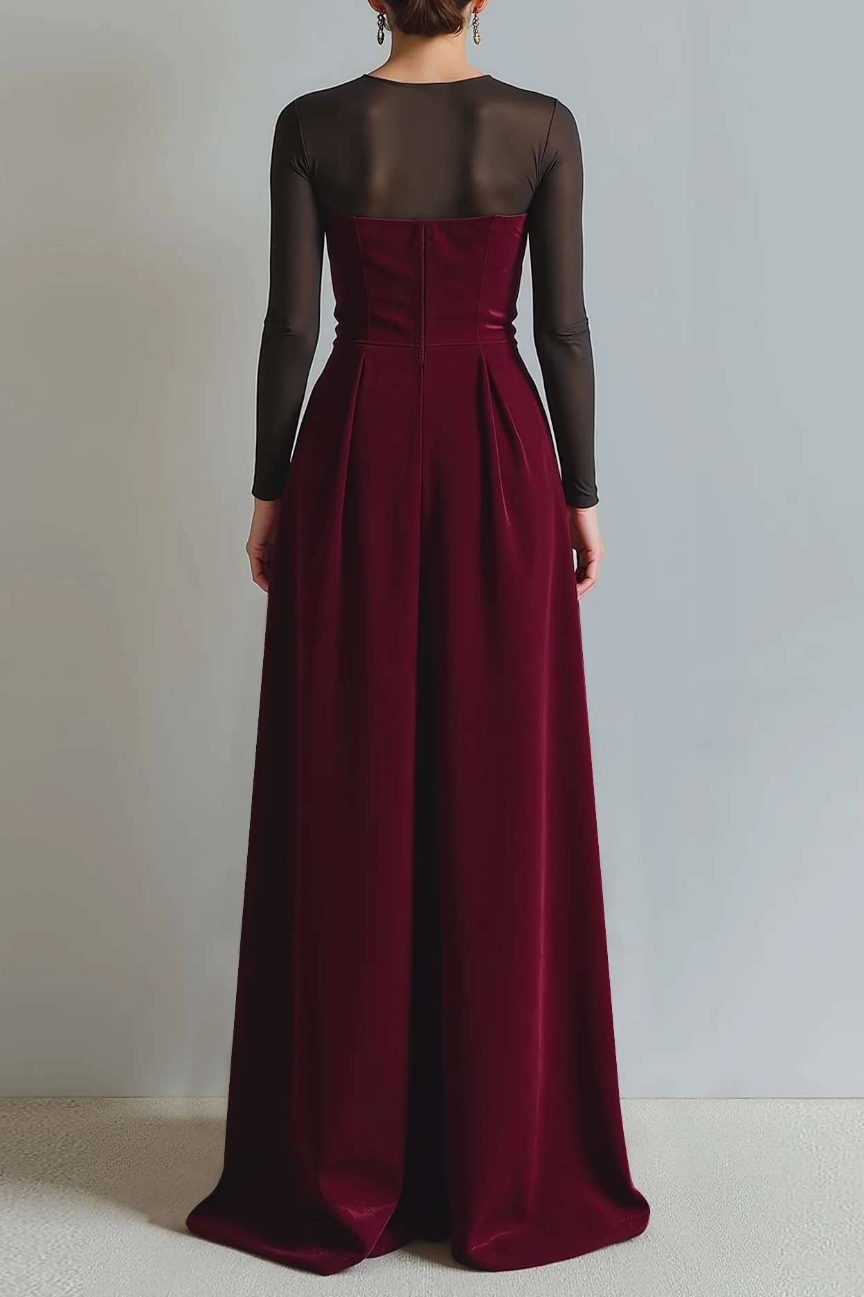 Robe longue formelle en velours fourreau Cabernet avec manches - Image 2
