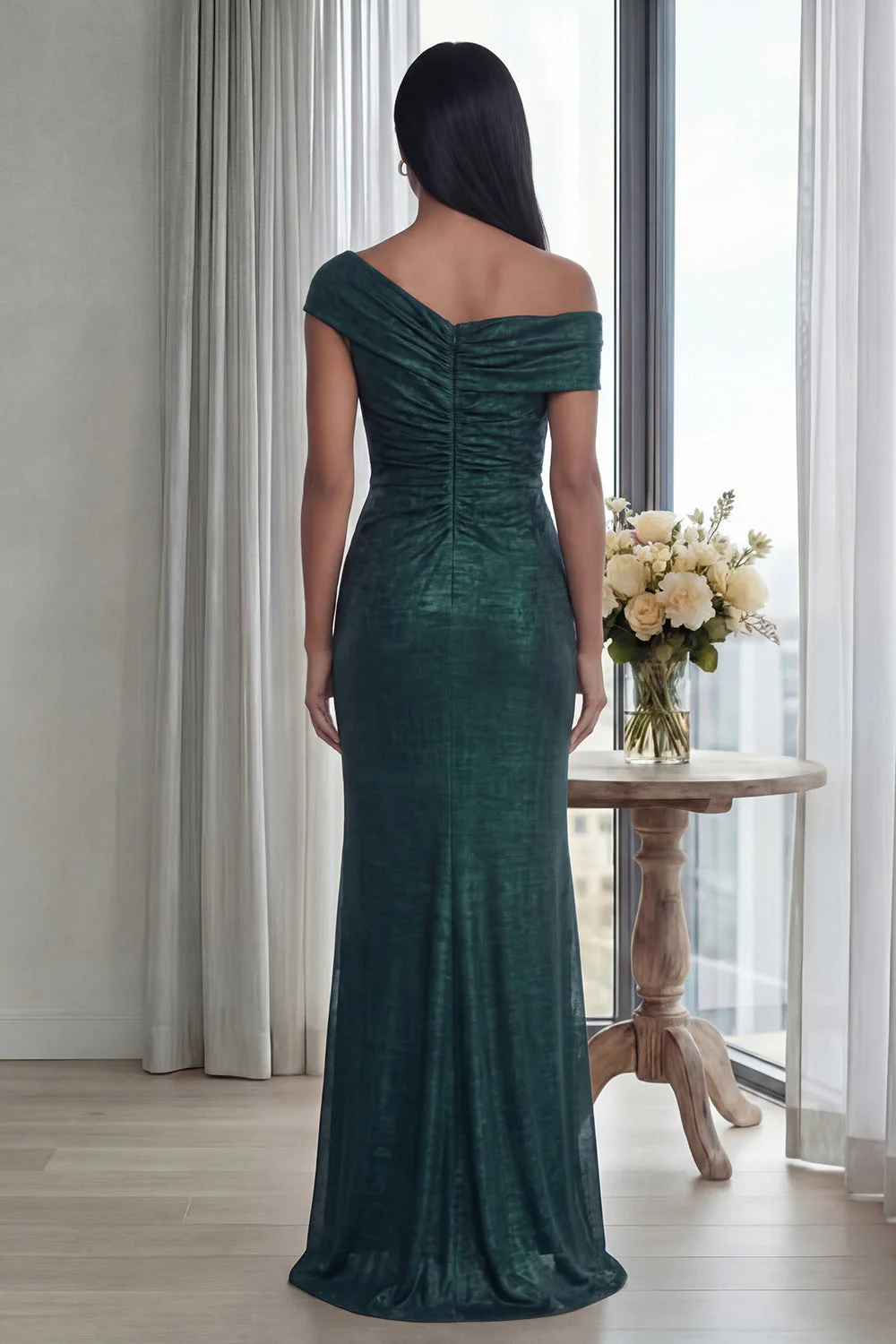 robe longue formelle froncée vert foncé à épaules dénudées, fermeture éclair à l’arrière - Image 2