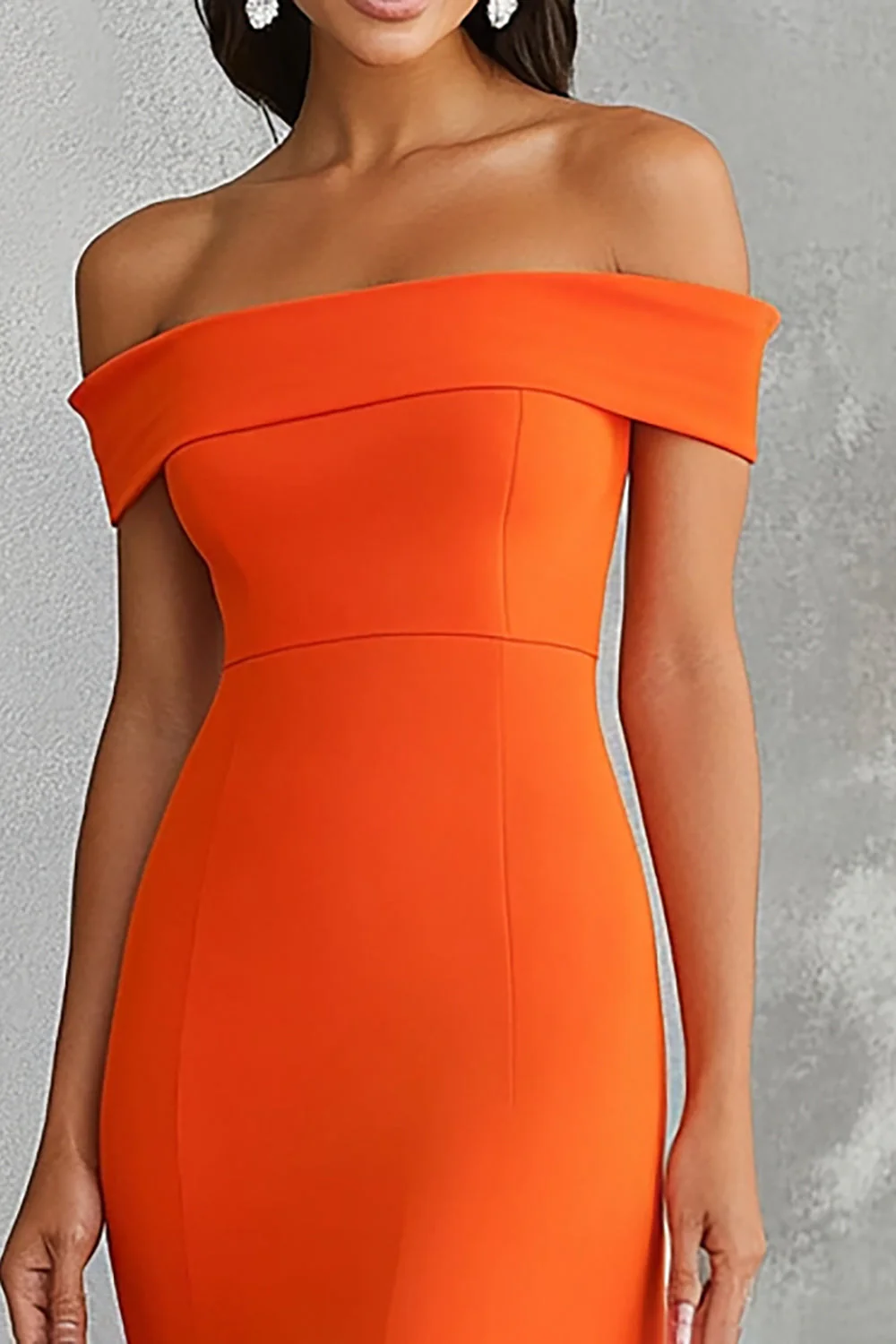 Robe longue formelle sirène orange à épaules dénudées - Image 3