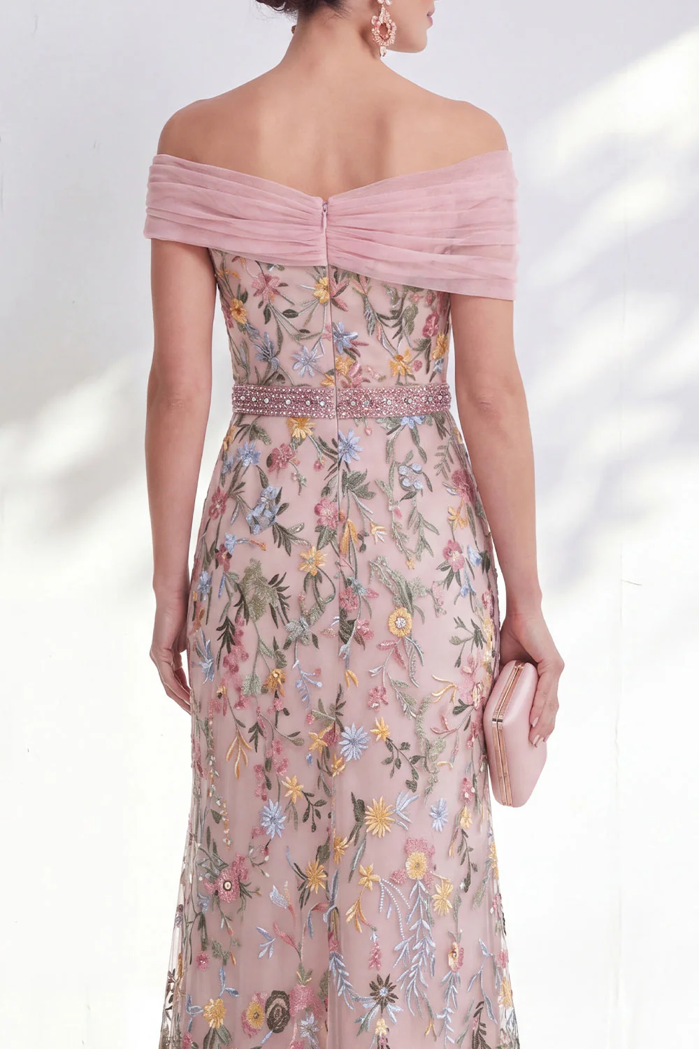 Robe longue longue de la mariée verte à la ligne en A décollée - Image 12