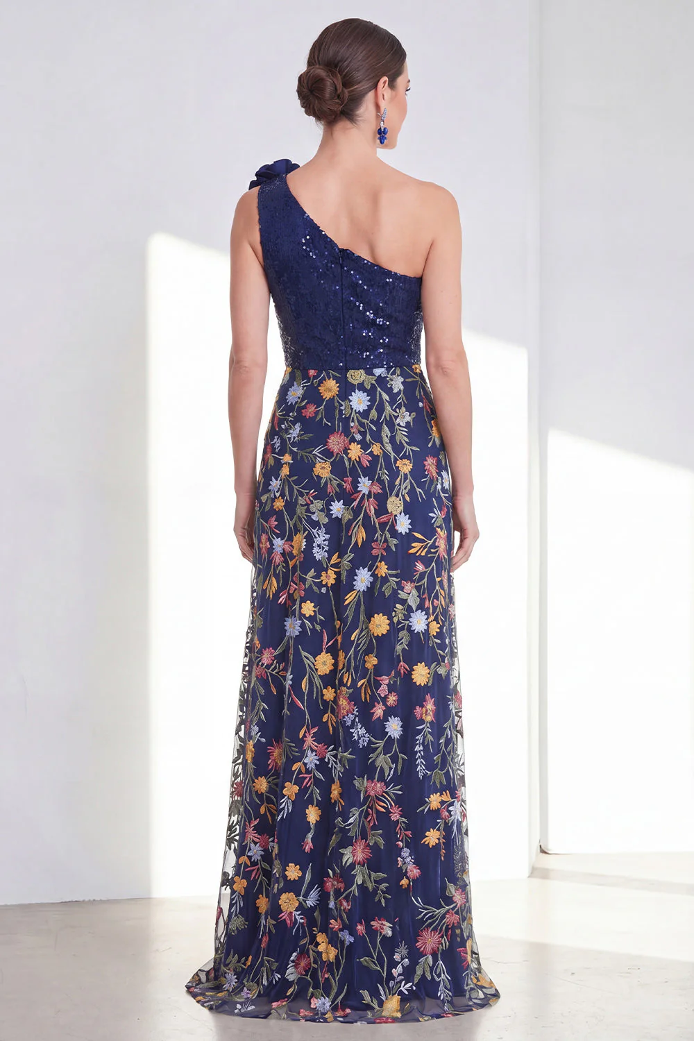 Robe longue longue mère de la mariée à fentes en A-Line marine scintillante bleu marine à une épaule - Image 2