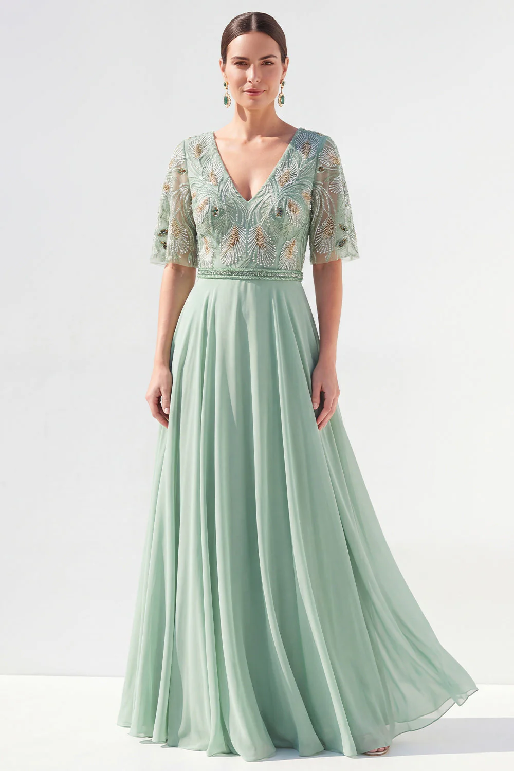 Robe longue longue mère de la mariée en chiffon vert à col en V et longueur de la mariée avec perles