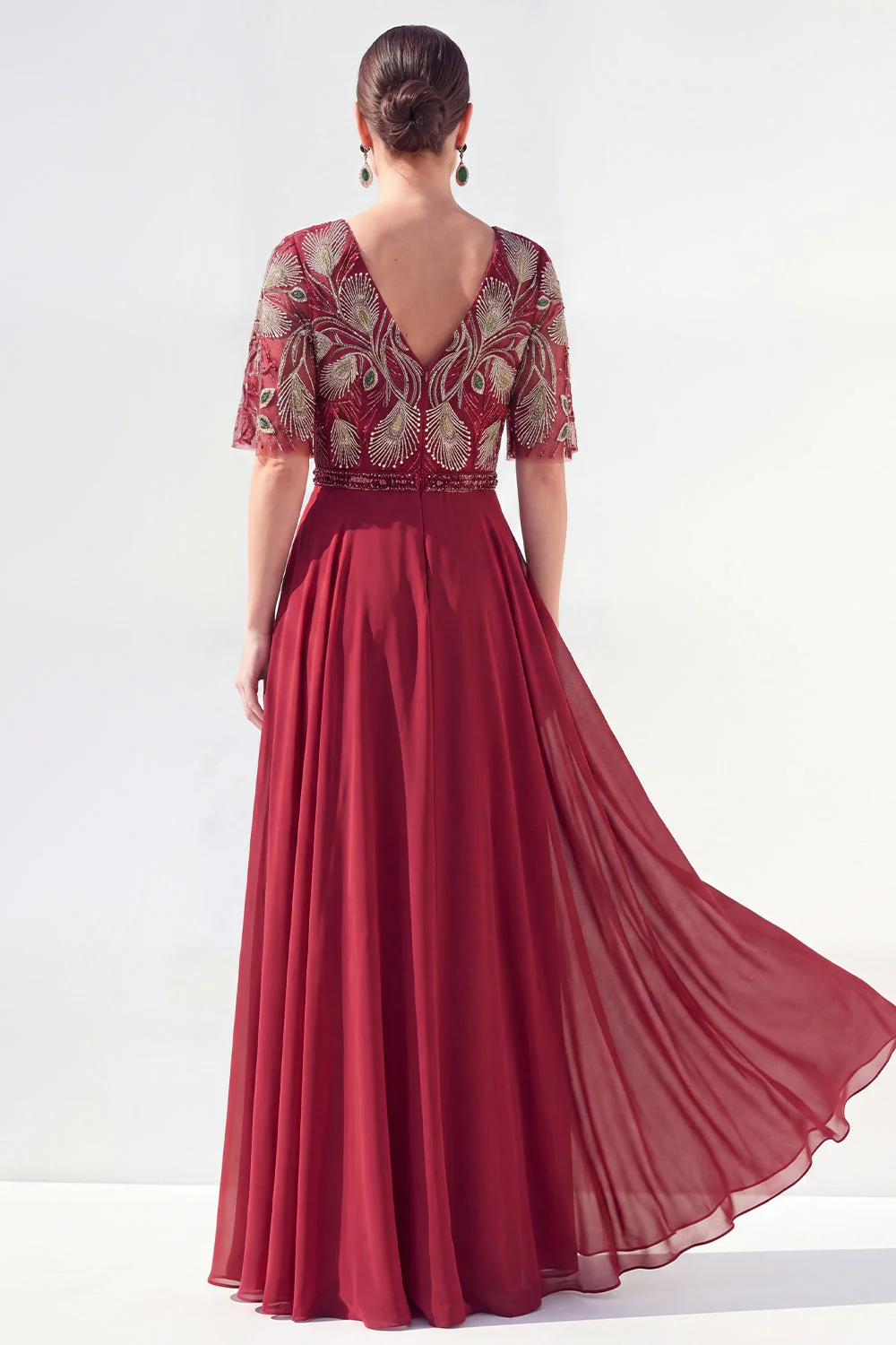 Robe longue longue mère de la mariée en chiffon vert à col en V et longueur de la mariée avec perles - Image 10