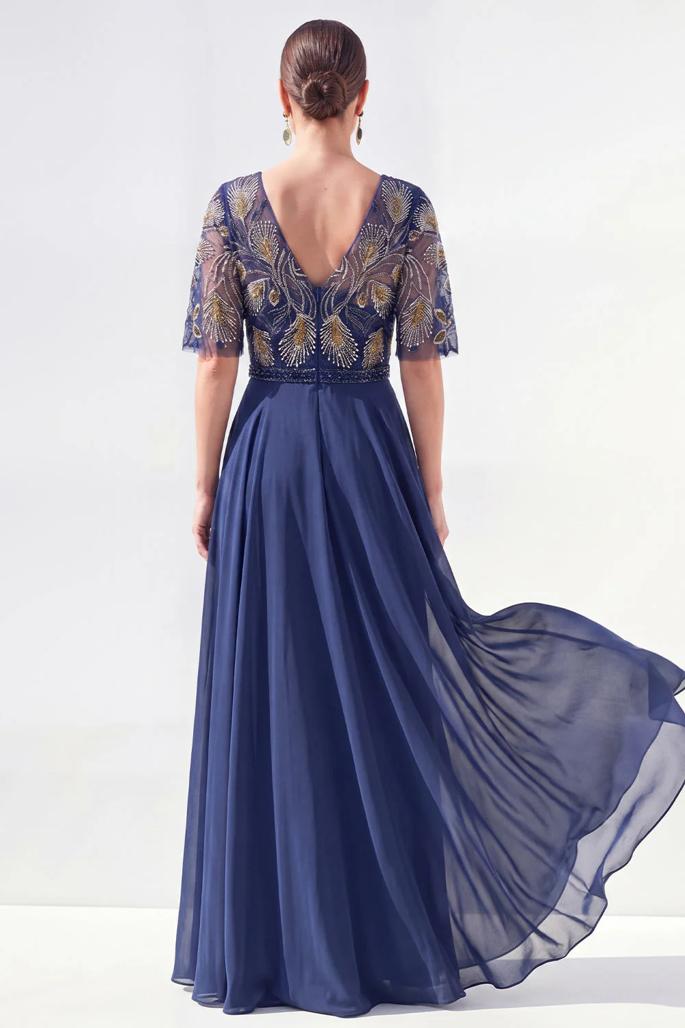 Robe longue longue mère de la mariée en chiffon vert à col en V et longueur de la mariée avec perles - Image 14