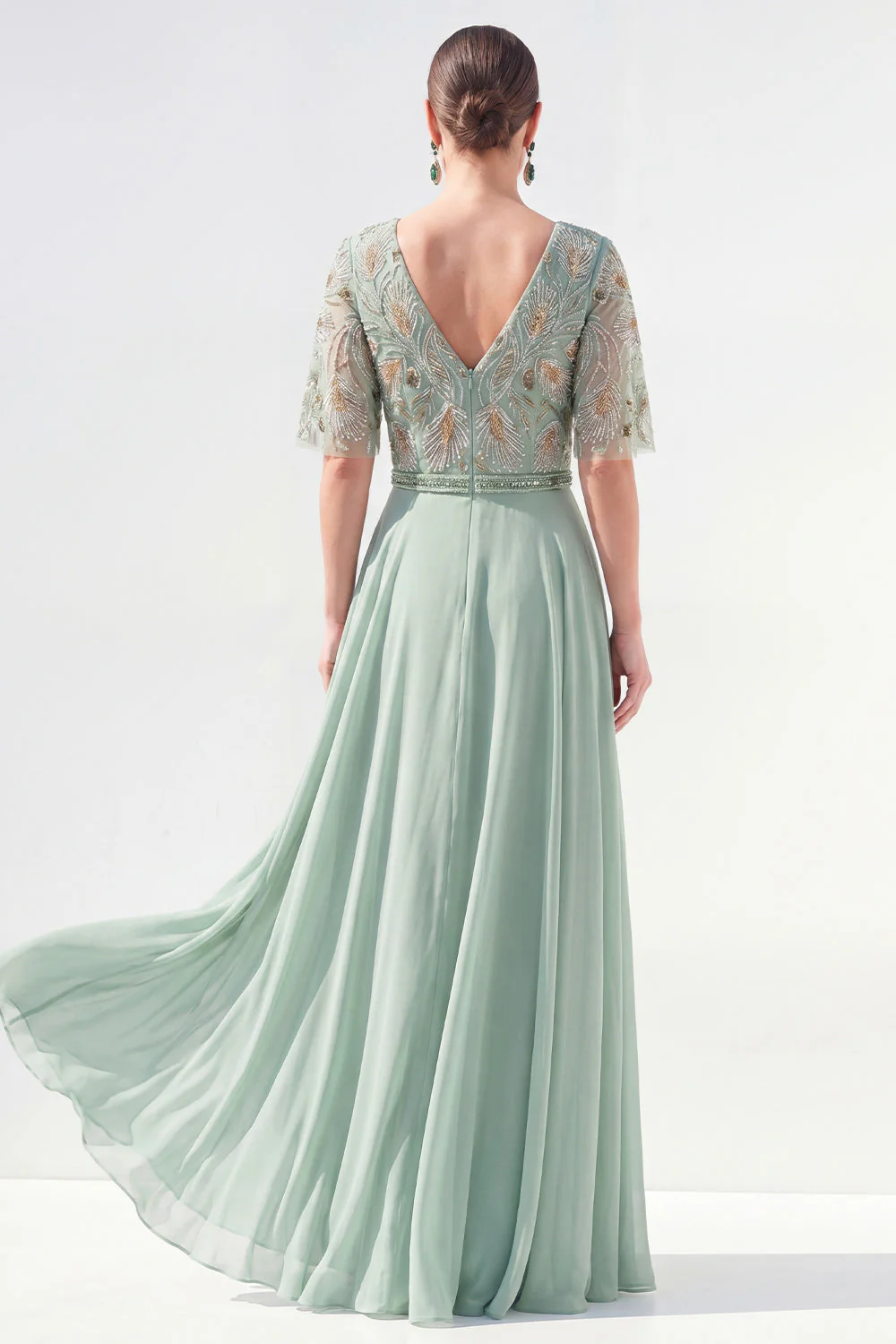 Robe longue longue mère de la mariée en chiffon vert à col en V et longueur de la mariée avec perles - Image 2