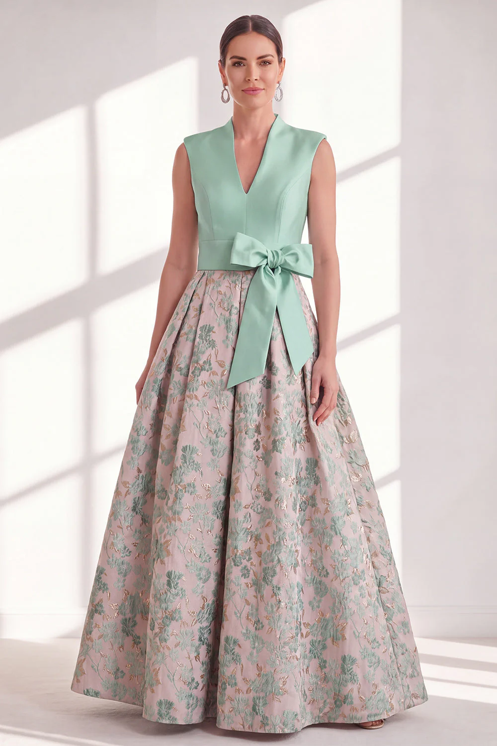Robe longue marme de la mariée bleue à col en V à col en V avec un nœud - Image 5