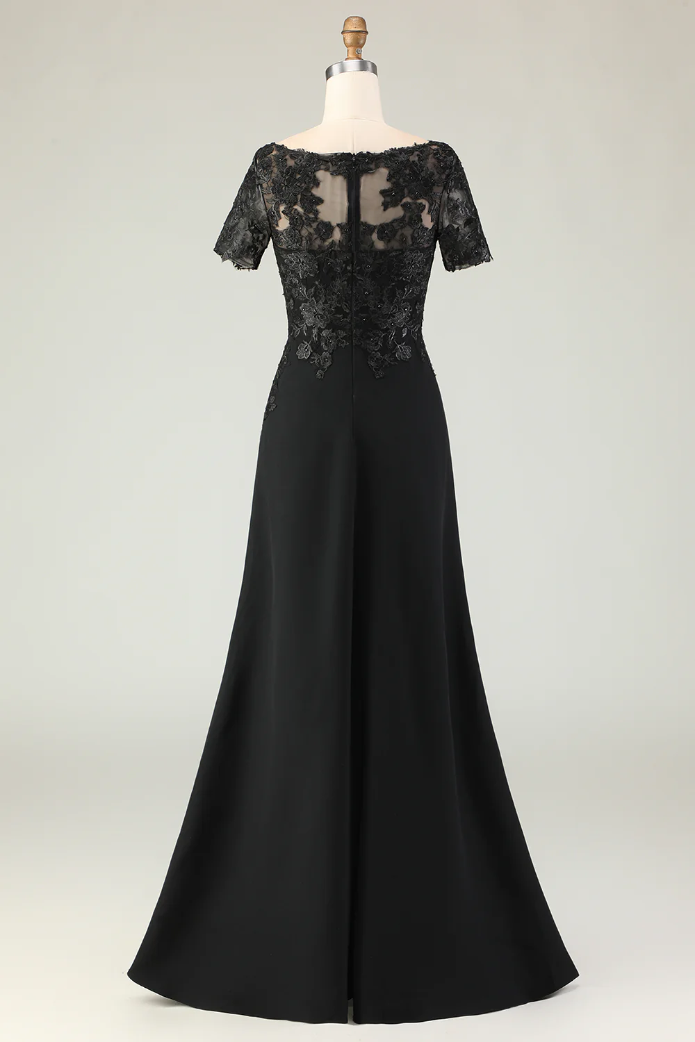 Robe longue mère de la mariée en satin fourreau noir avec appliques - Image 4