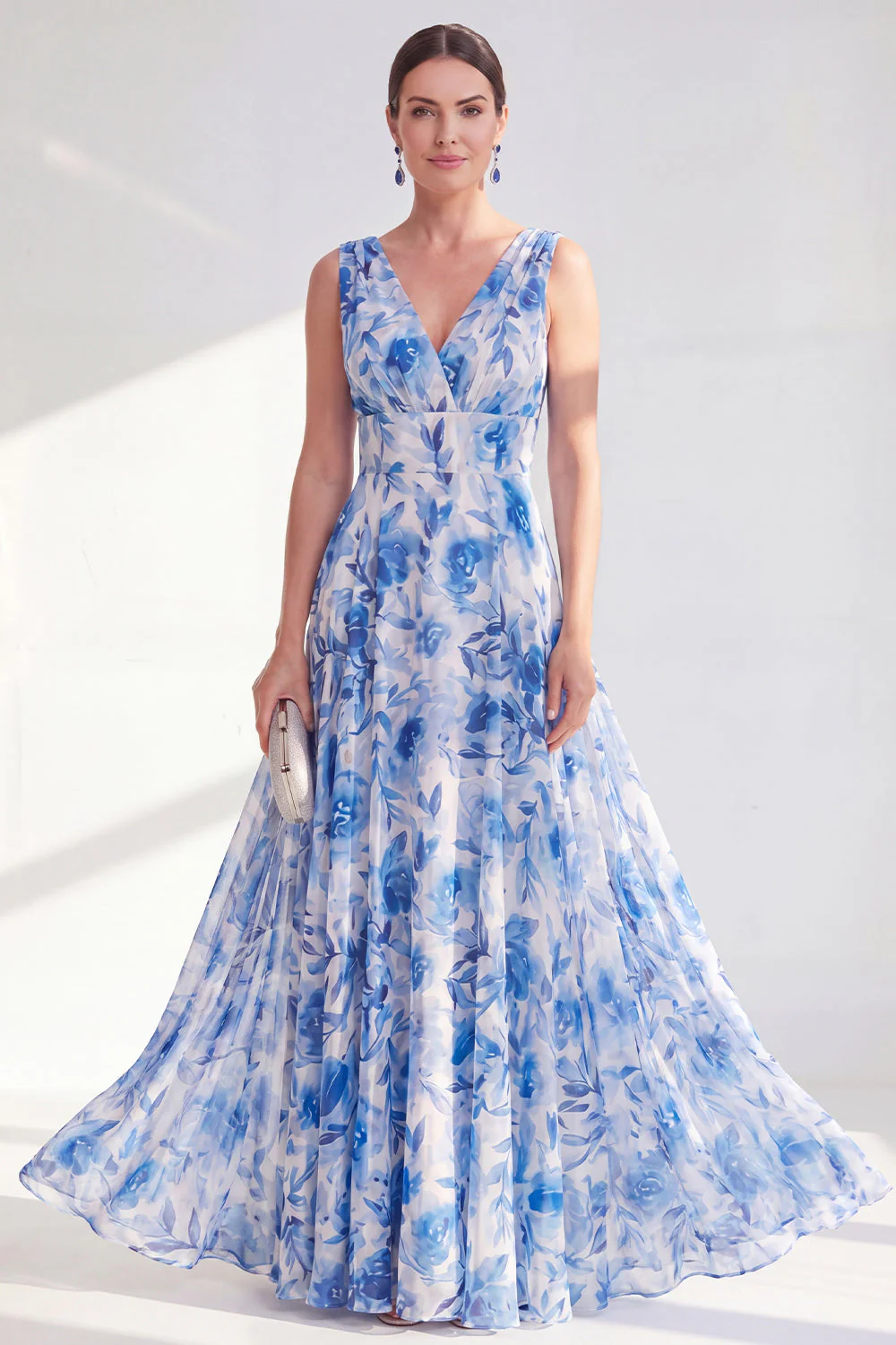 Robe longue Mother Of the Bride en chiffon bleu à col en V en ligne en V - Image 3