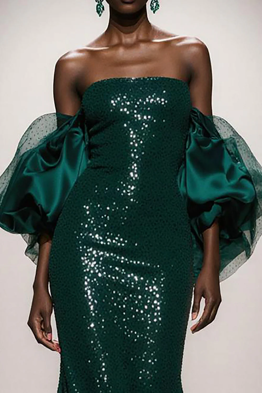 Robe longue sirène à paillettes vert foncé scintillante avec manches - Image 3