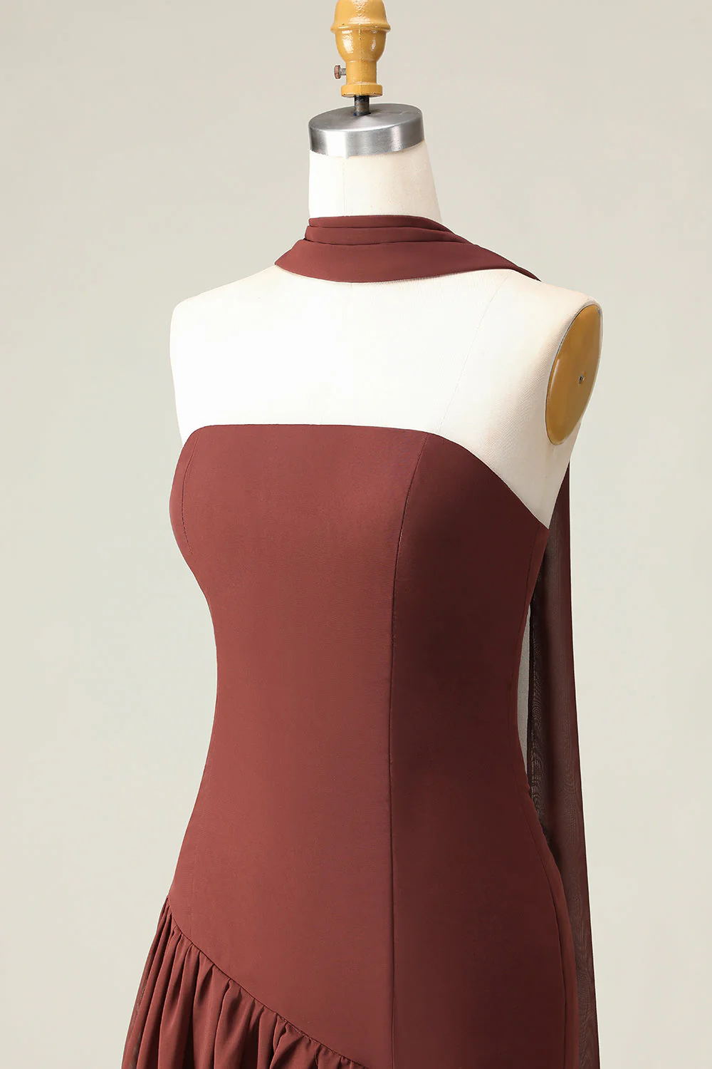 Robe maskini sans bretelles marron A-Line avec écharpe - Image 5