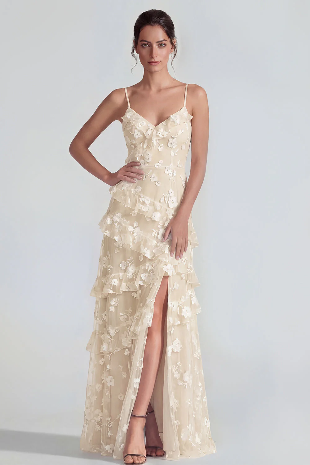 Robe Maxi à bretelles fines florales lilas Shearh avec volants et fente - Image 14