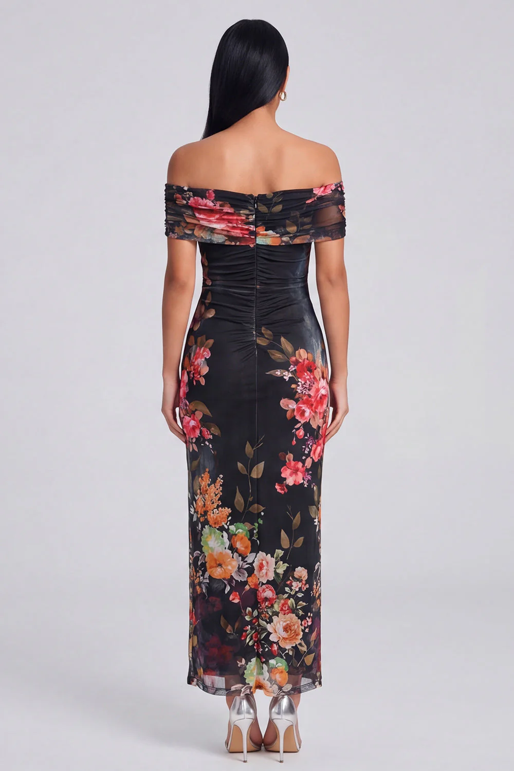 robe maxi à épaules dénudées en ivoire - Image 9
