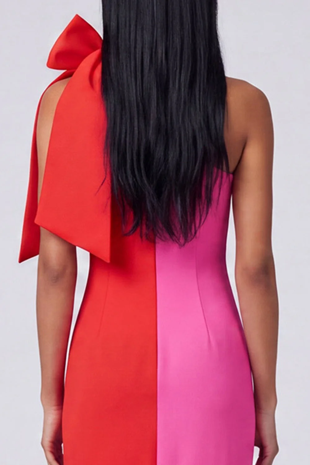 Robe Maxi bodycon à une épaule noire et blanche avec nœud - Image 8