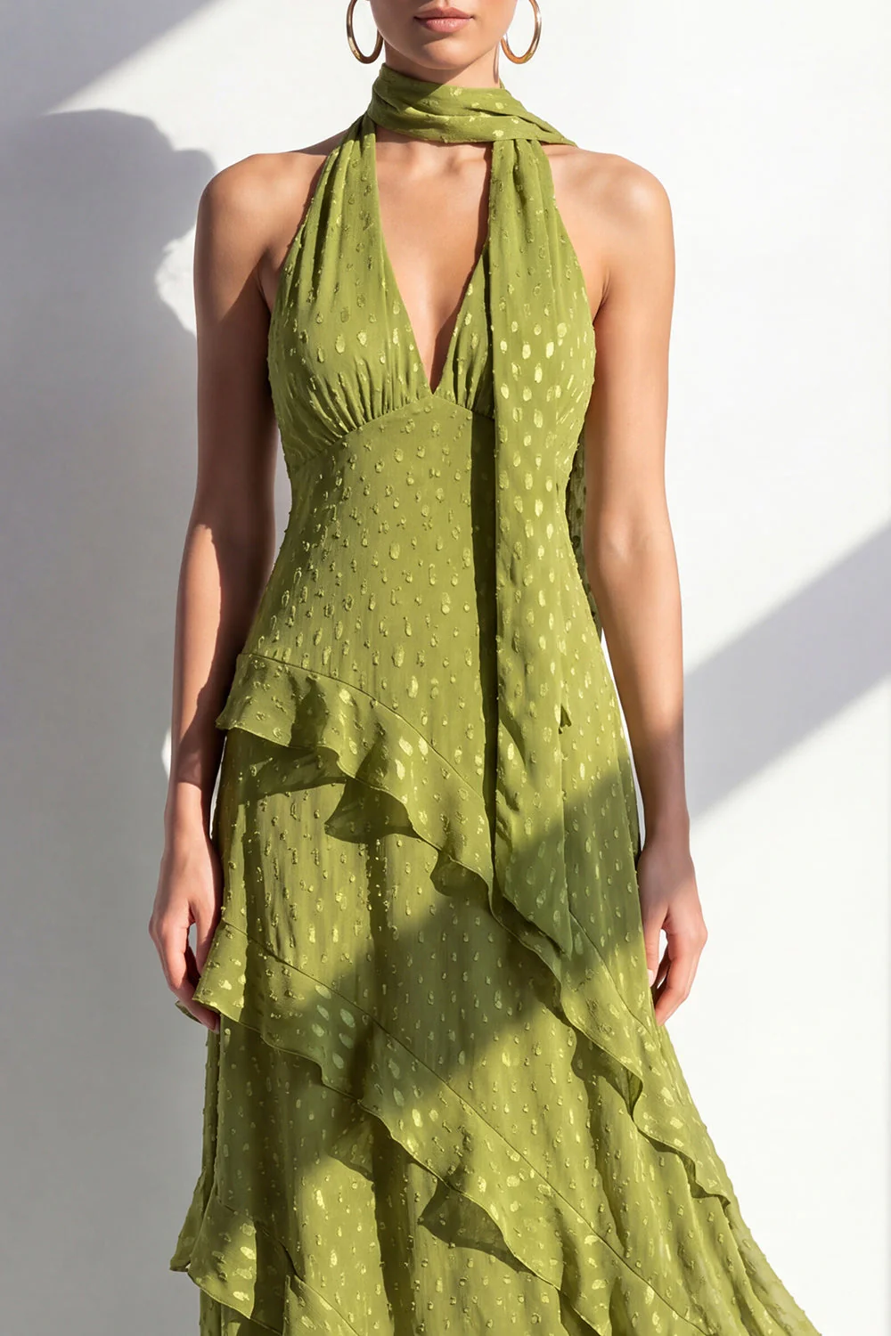 Robe Maxi en mousseline jaune à col nu et volants - Image 11