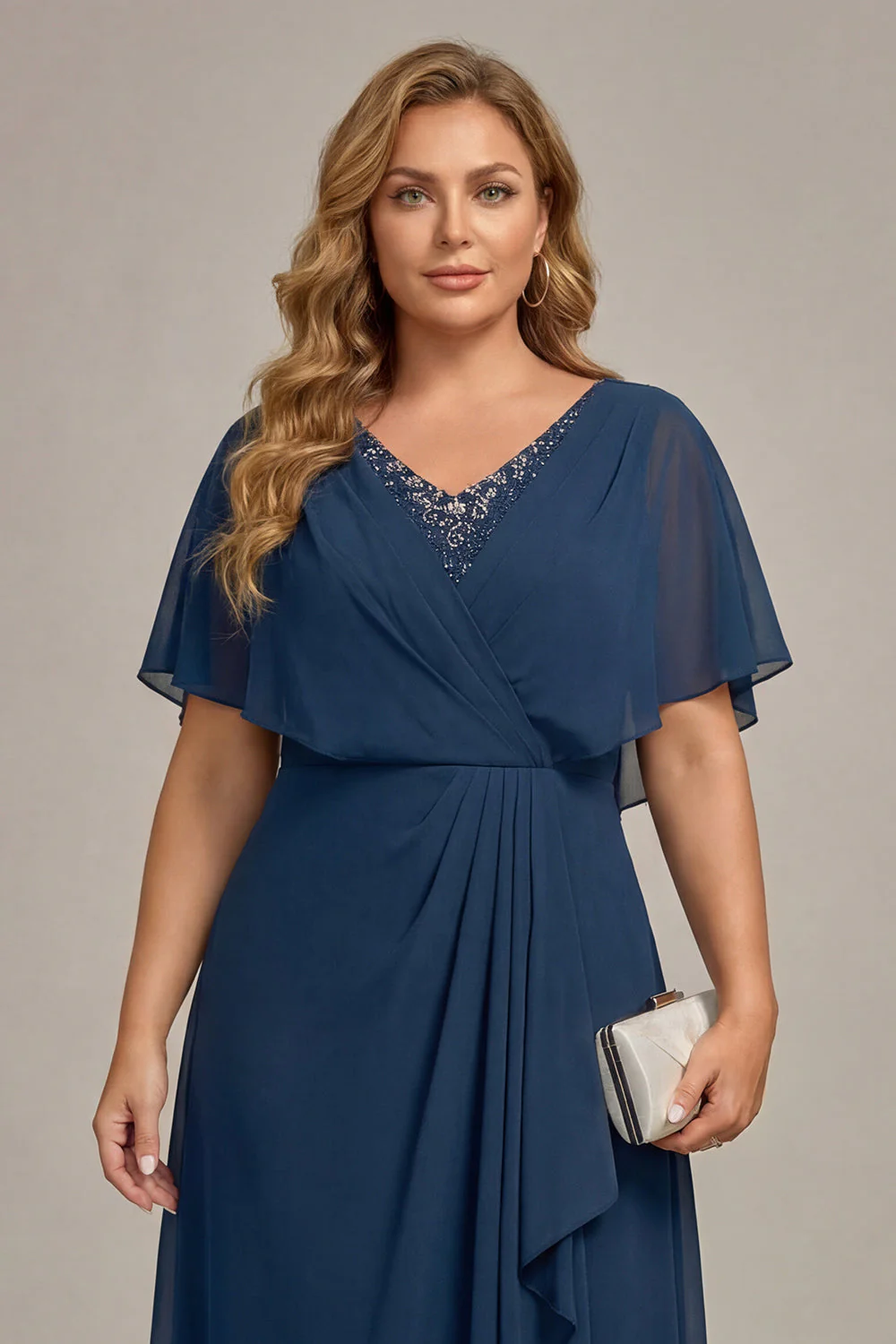 Robe mère de la mariée en mousseline marine à col en V et taille grande taille en mousseline - Image 5