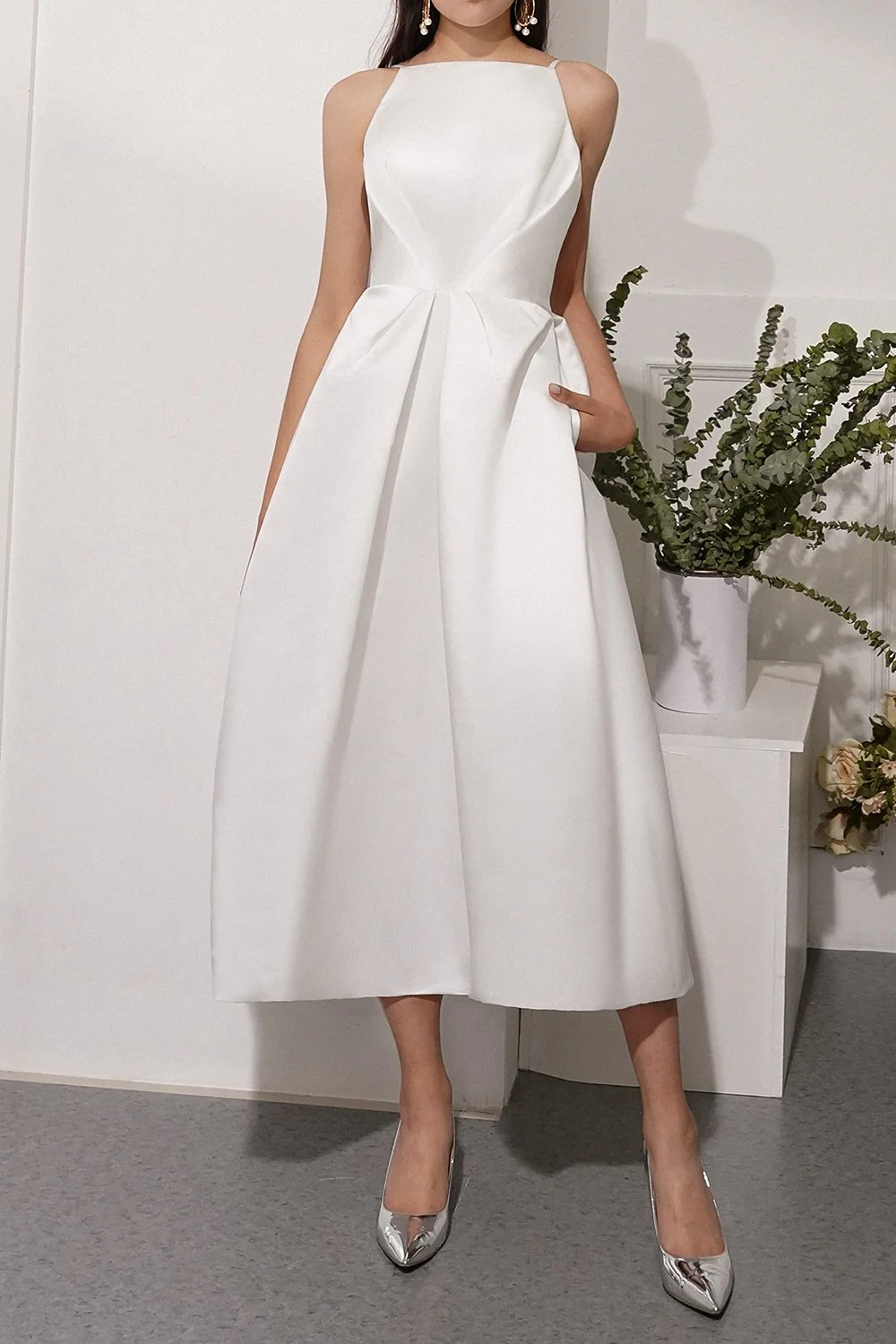 Robe d'été blanche mi-longue à bretelles fines - Image 3