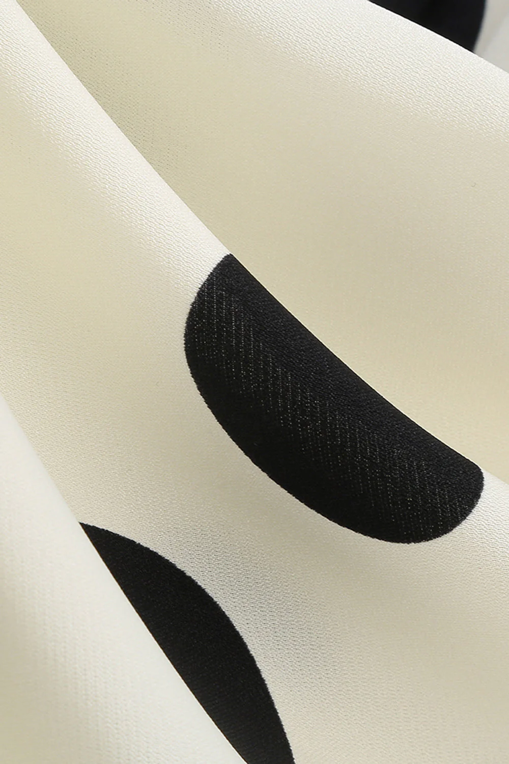 Robe midi à col bateau a-ligne imprimée de roses noires des années 1950 - Image 9