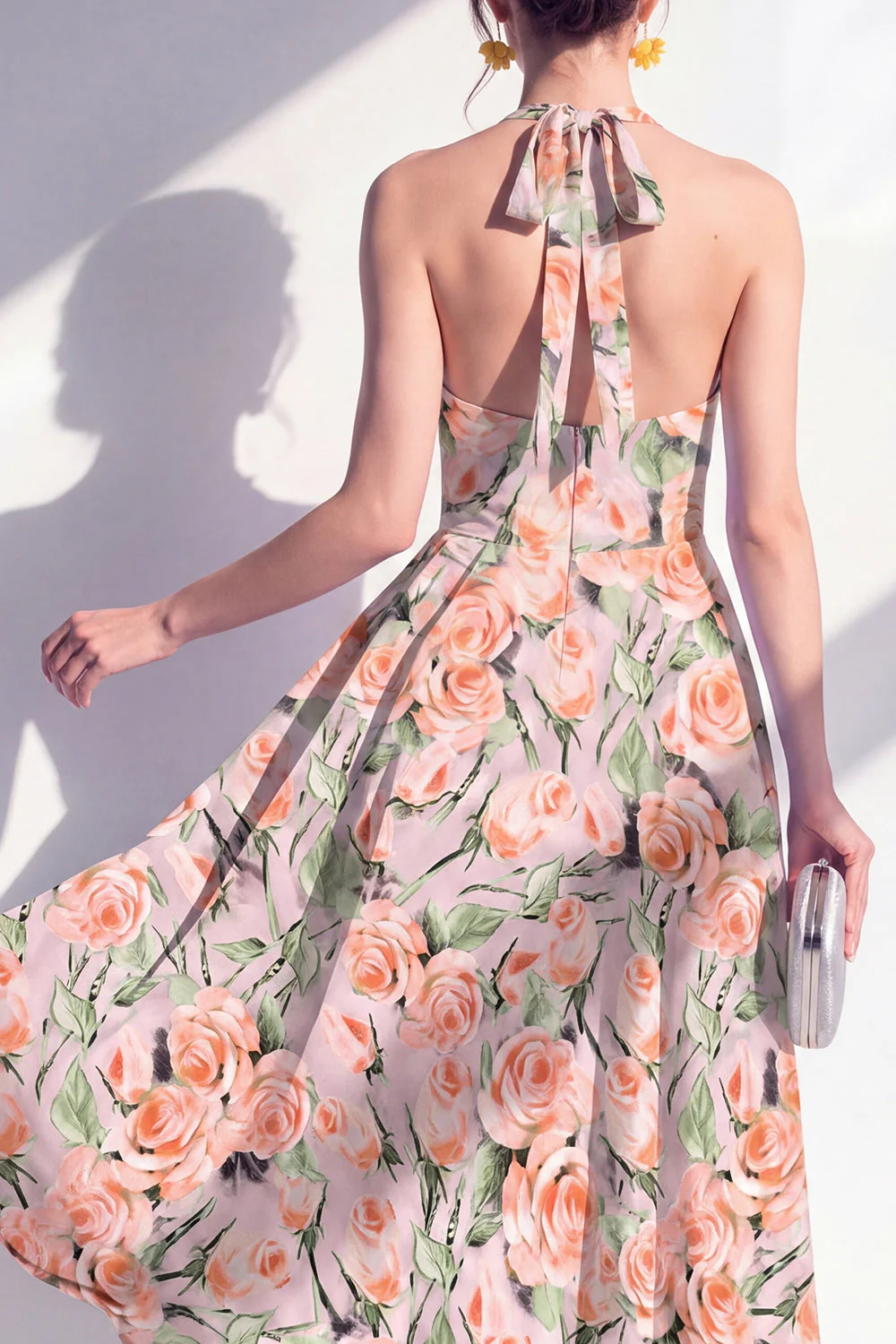 Robe midi à col nu rose en fleurs en ligne A avec nœud - Image 4
