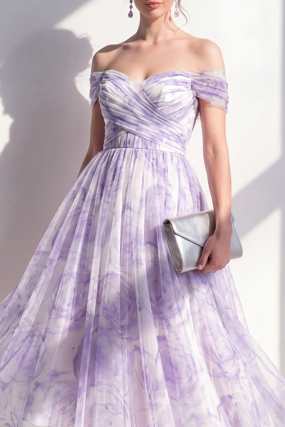 Robe midi à fleurs fronces, ligne décollée lilas - Image 3