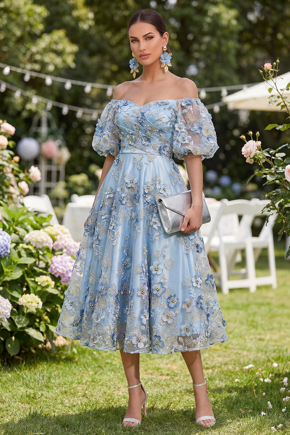 Robe midi en tulle ligne A à lignes tombantes, bleu plissé et perlé - Image 2