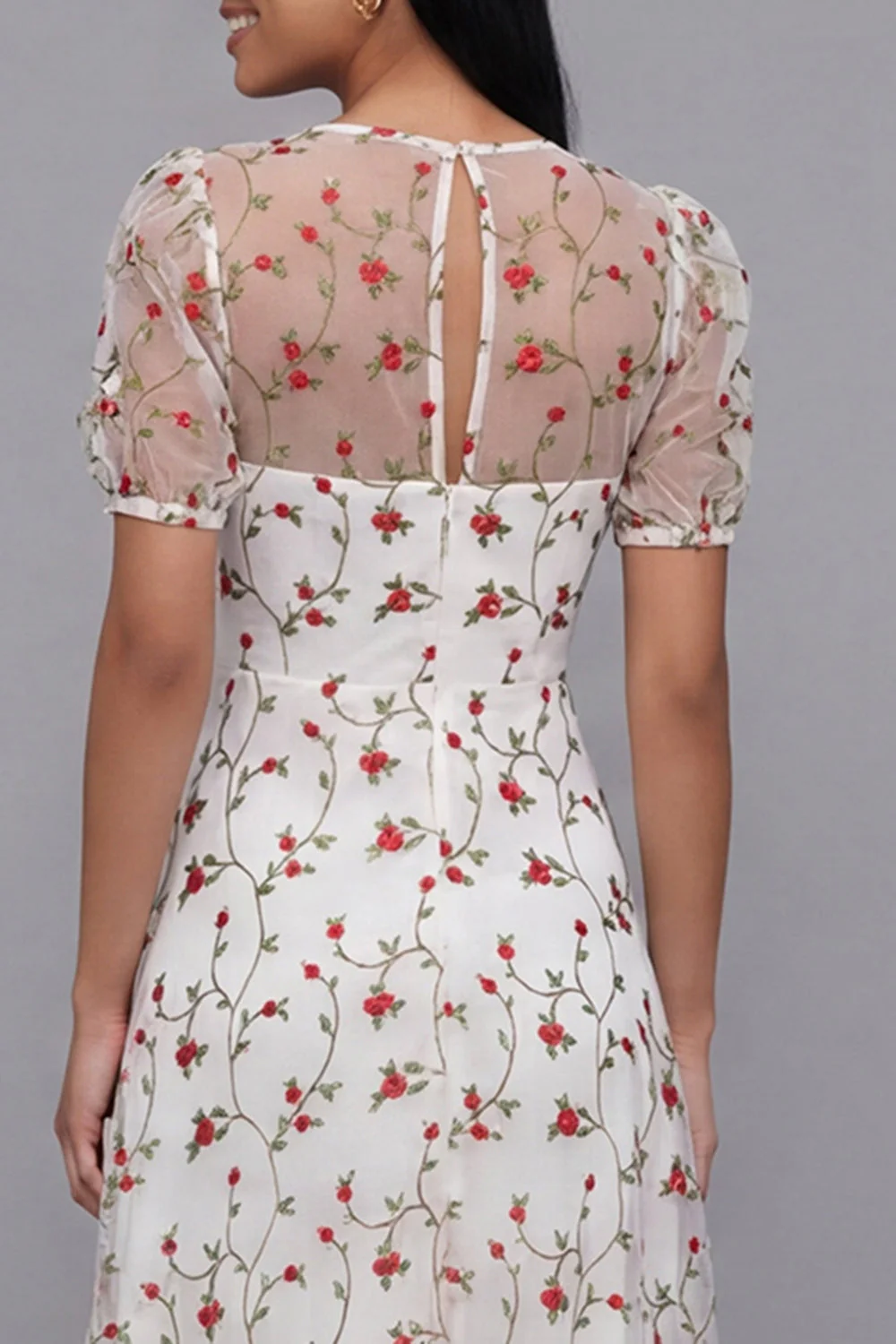 Robe midi fleur rose blanche en tulle à col en V à manches courtes - Image 10