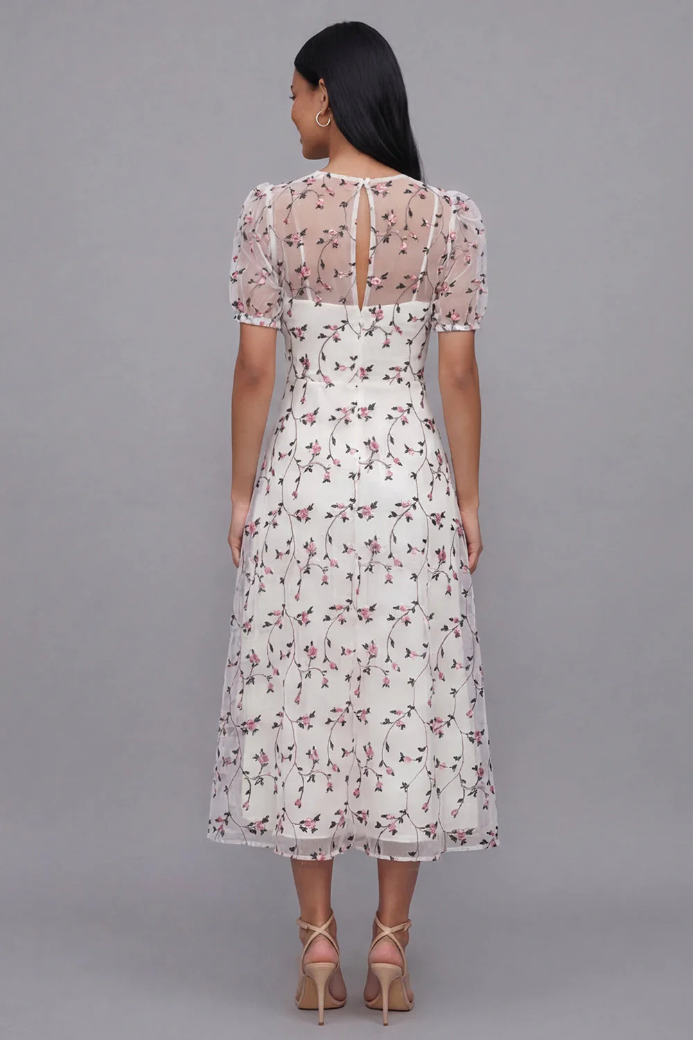 Robe midi fleur rose blanche en tulle à col en V à manches courtes - Image 2