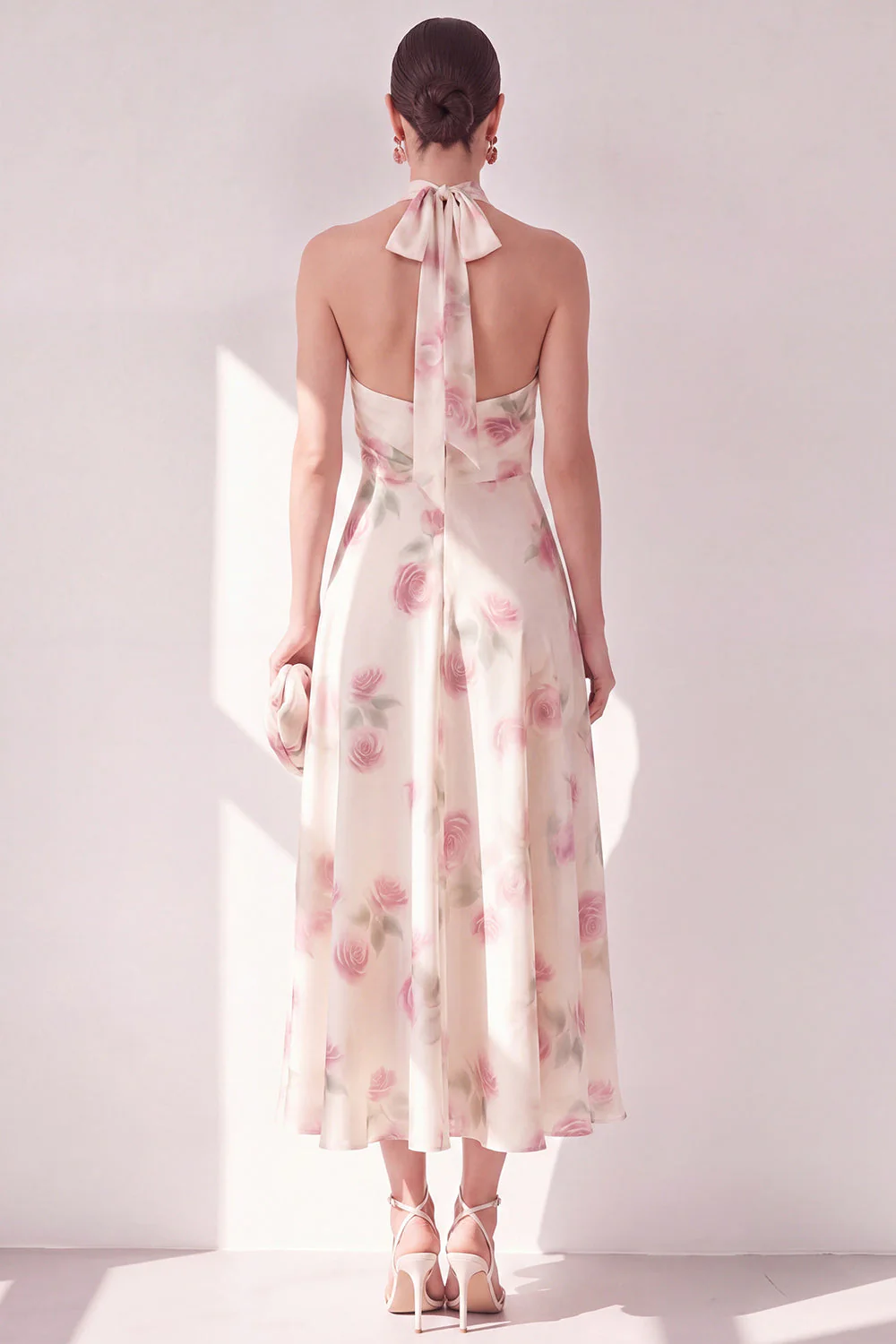 Robe midi fleurie midi à col nu abricot - Image 2