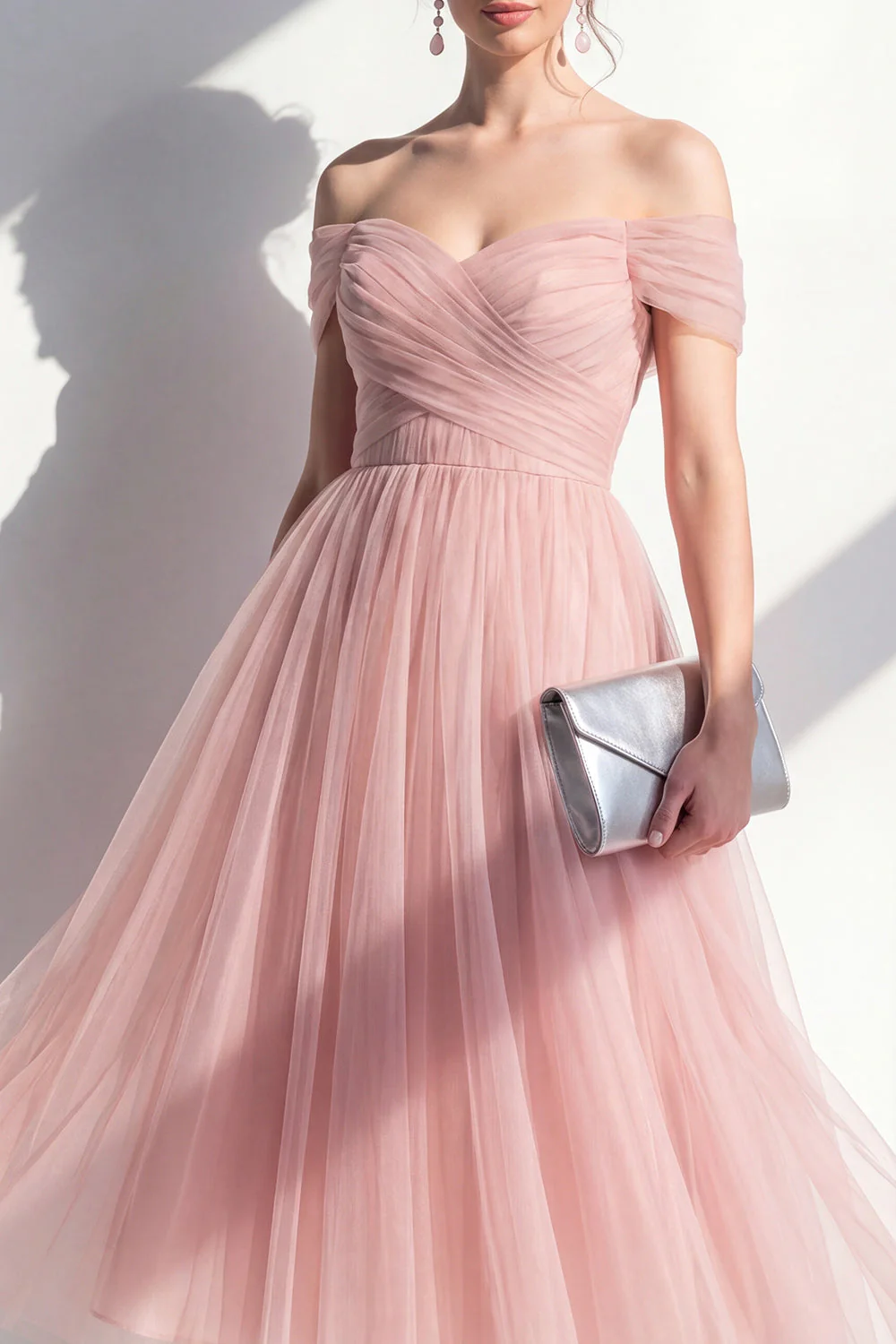 Robe midi fronceuse en ligne A sur les épaules - Image 3