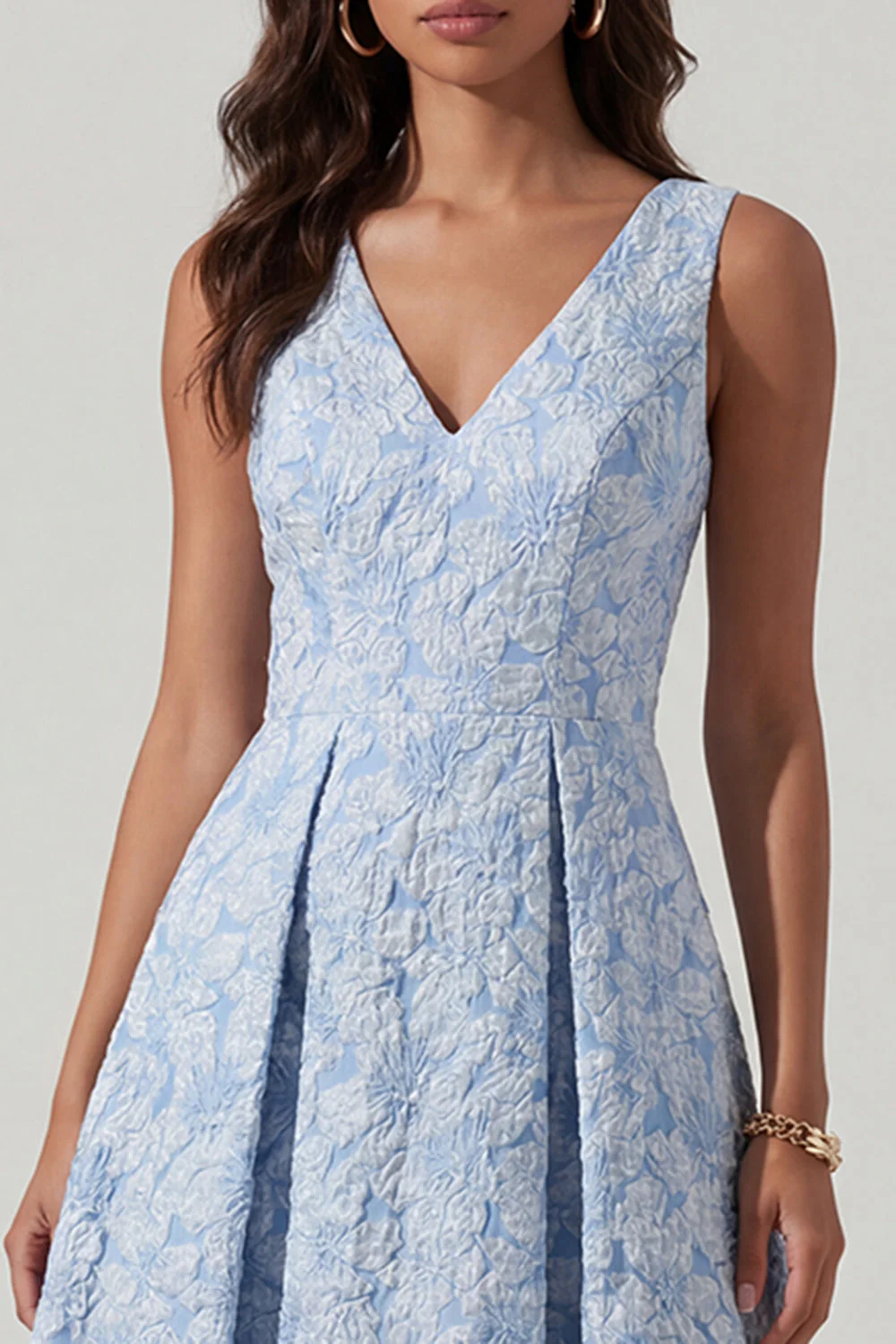 Robe Midi Jacquard bleue à col en V et froncée A Line - Image 3