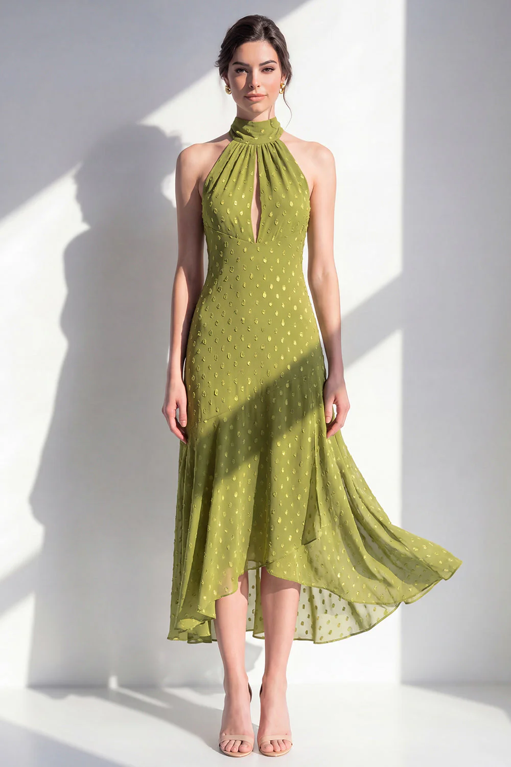 Robe midi midi olive ligne A à col nu en chiffon