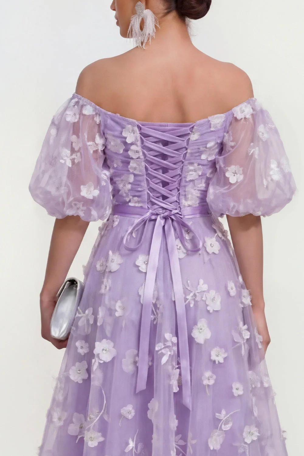 Robe midi midi rose à lignes dénudées, avec dentelle dans le dos - Image 12
