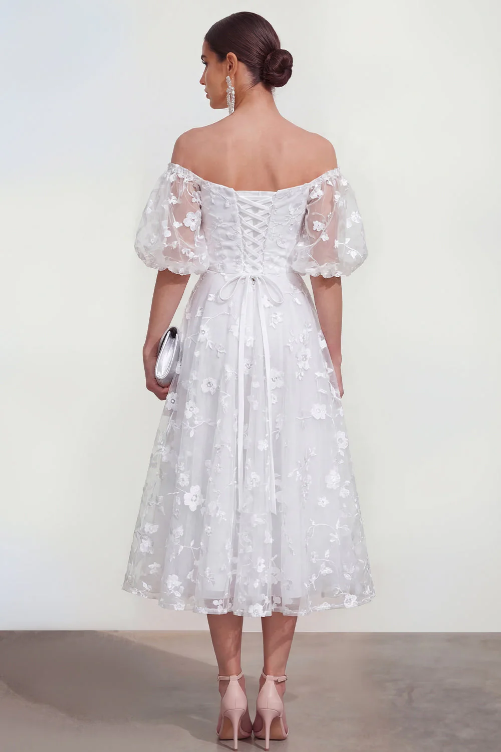Robe midi midi rose à lignes dénudées, avec dentelle dans le dos - Image 18